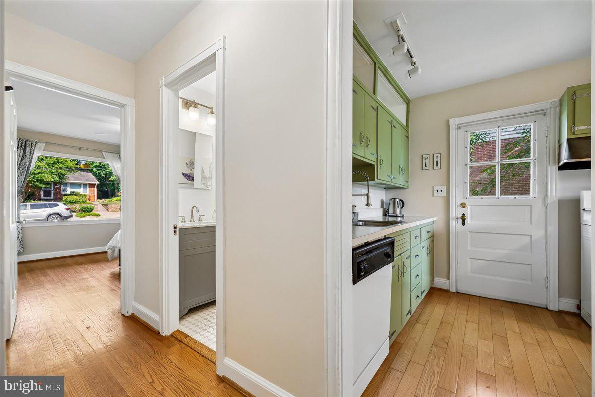EVANS PARKWAY - Residential