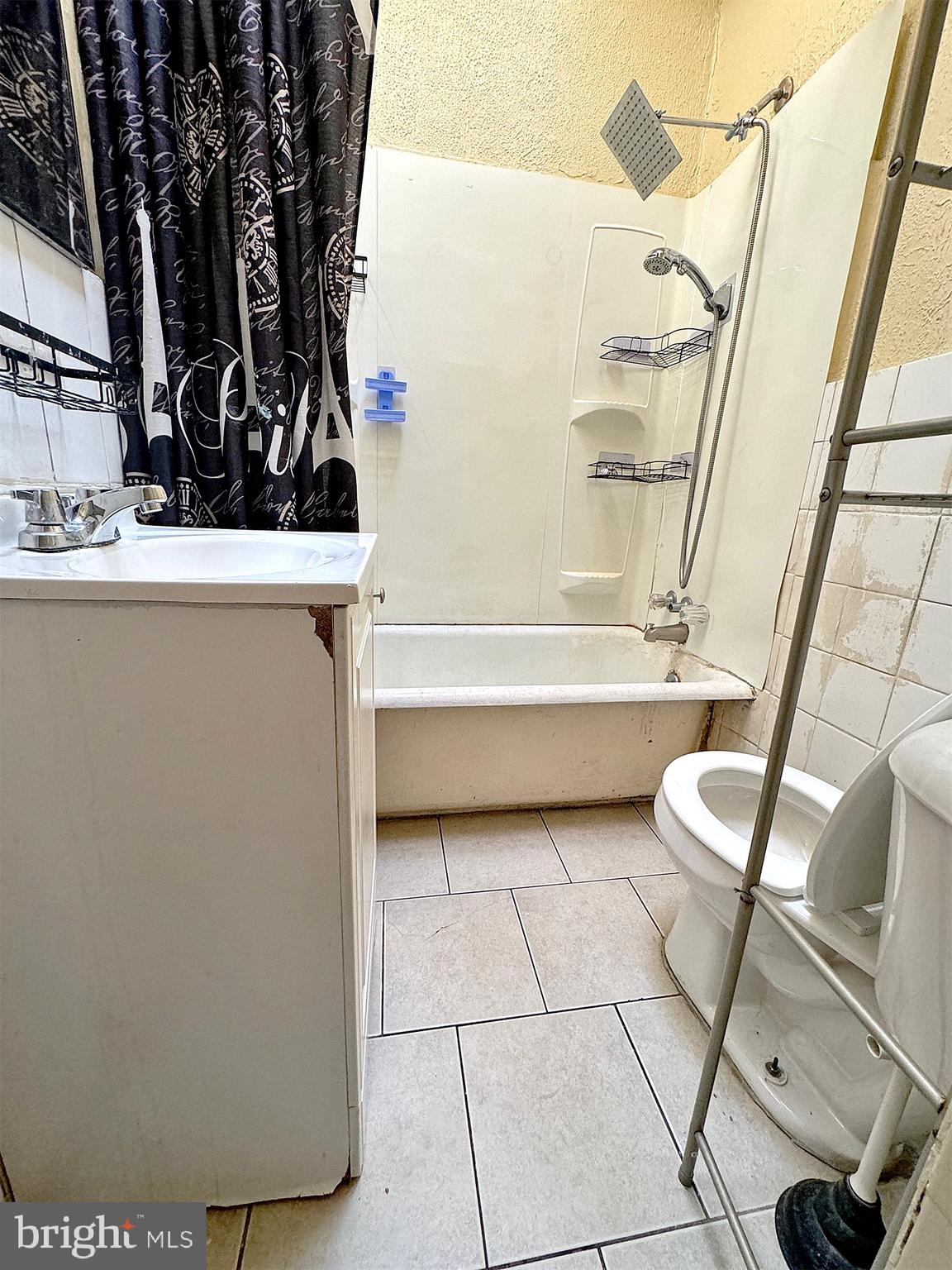 PHILADELPHIA (NORTHEAST) - Residential
