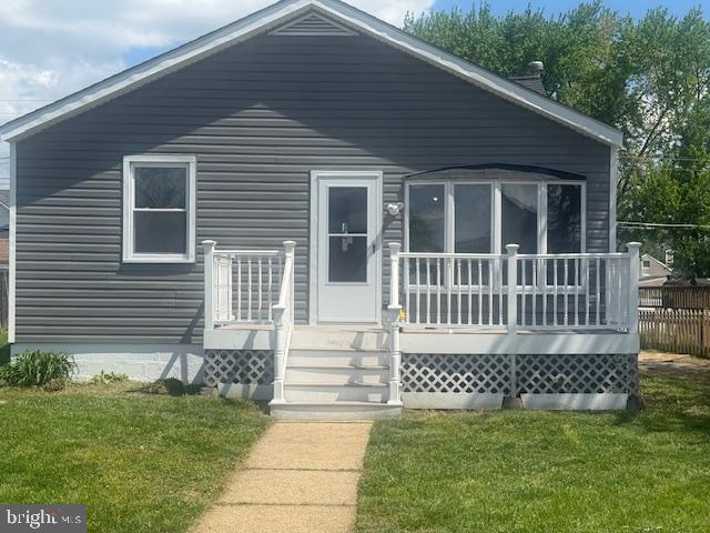 Welcome to this beautifully renovated 5-bedroom 1-bath detached home in Dundalk! This spacious property features modern updates throughout, including an updated kitchen, fresh finishes, and a bright, functional layout. With 5 nice size bedrooms, there's plenty of room for comfortable living, work, or guests. Enjoy the benefits of a detached home with a sizeable yard perfect for outdoor enjoyment. Conveniently located near shopping, dining. This move in ready home offers both space and value. Coming on the market June 3,2026