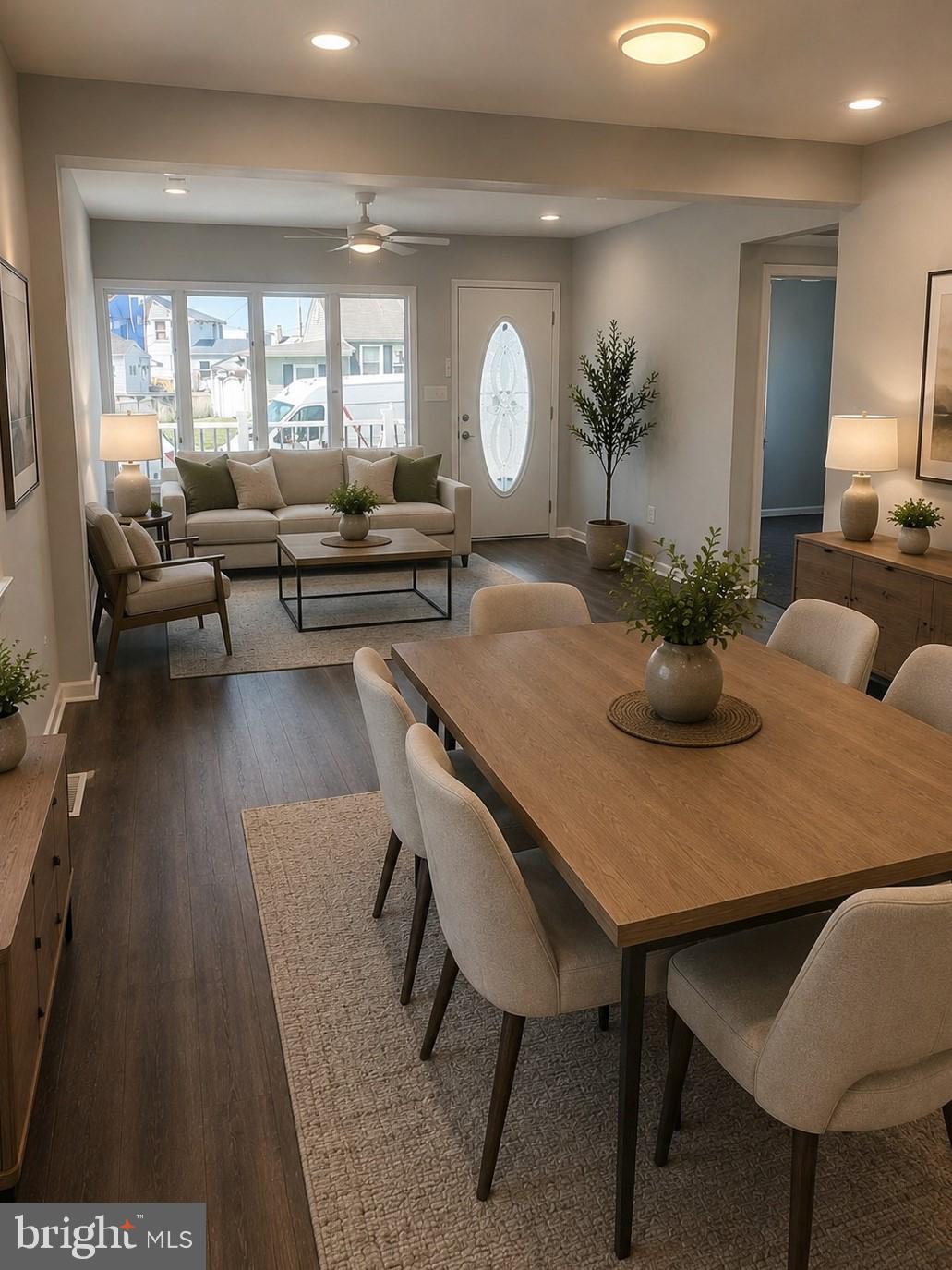 GRAY MANOR - Residential