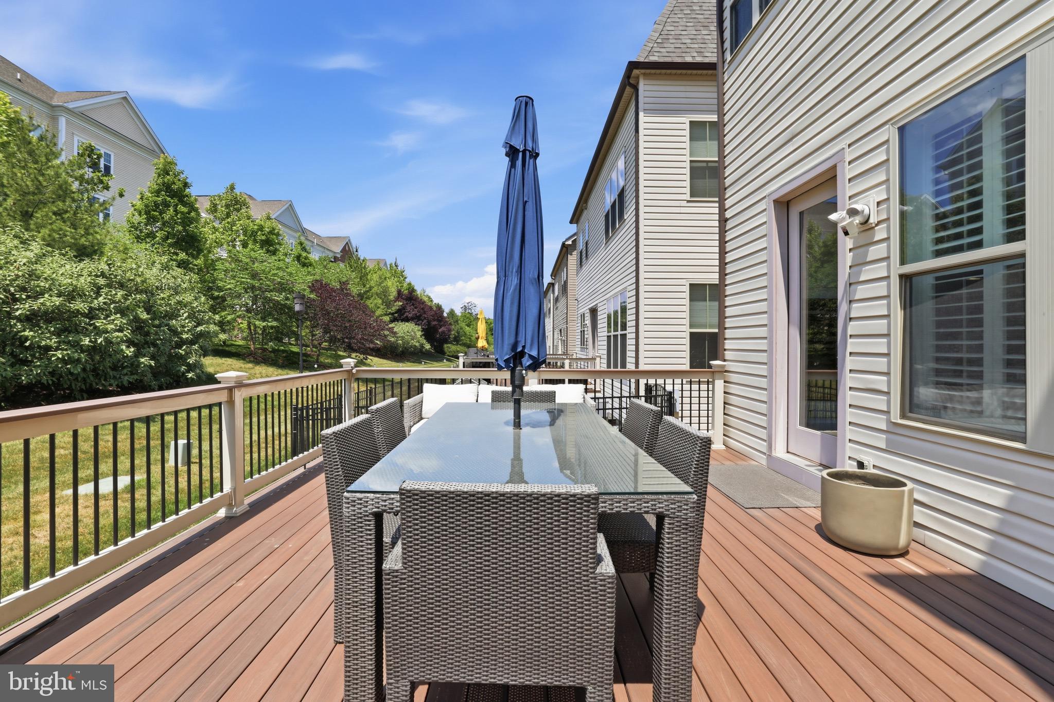 ONE LOUDOUN LAND BAY B - Residential