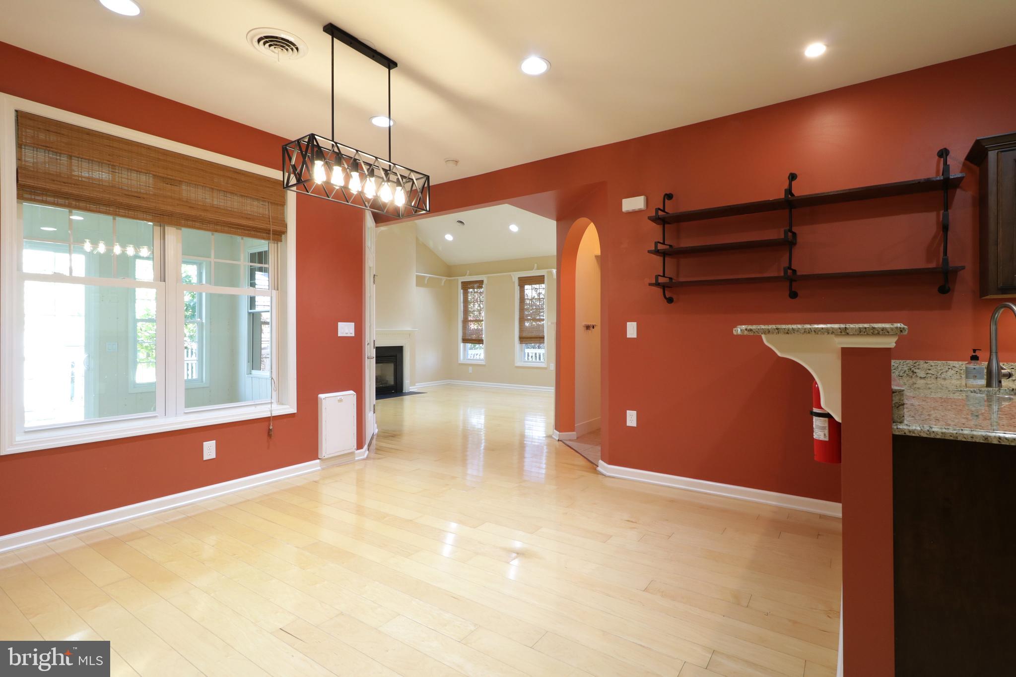 SPRINGFIELD COMMONS - Residential
