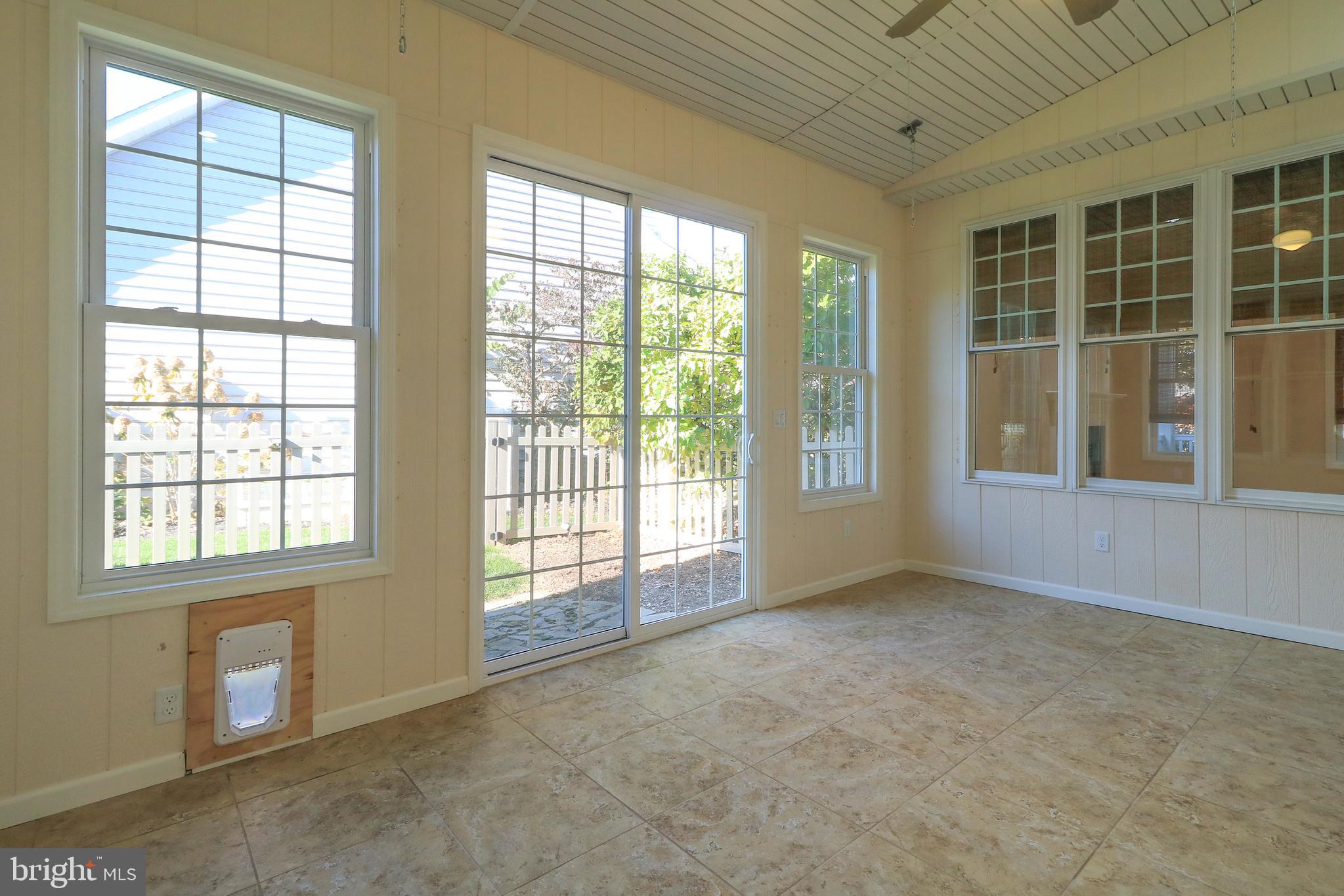 SPRINGFIELD COMMONS - Residential