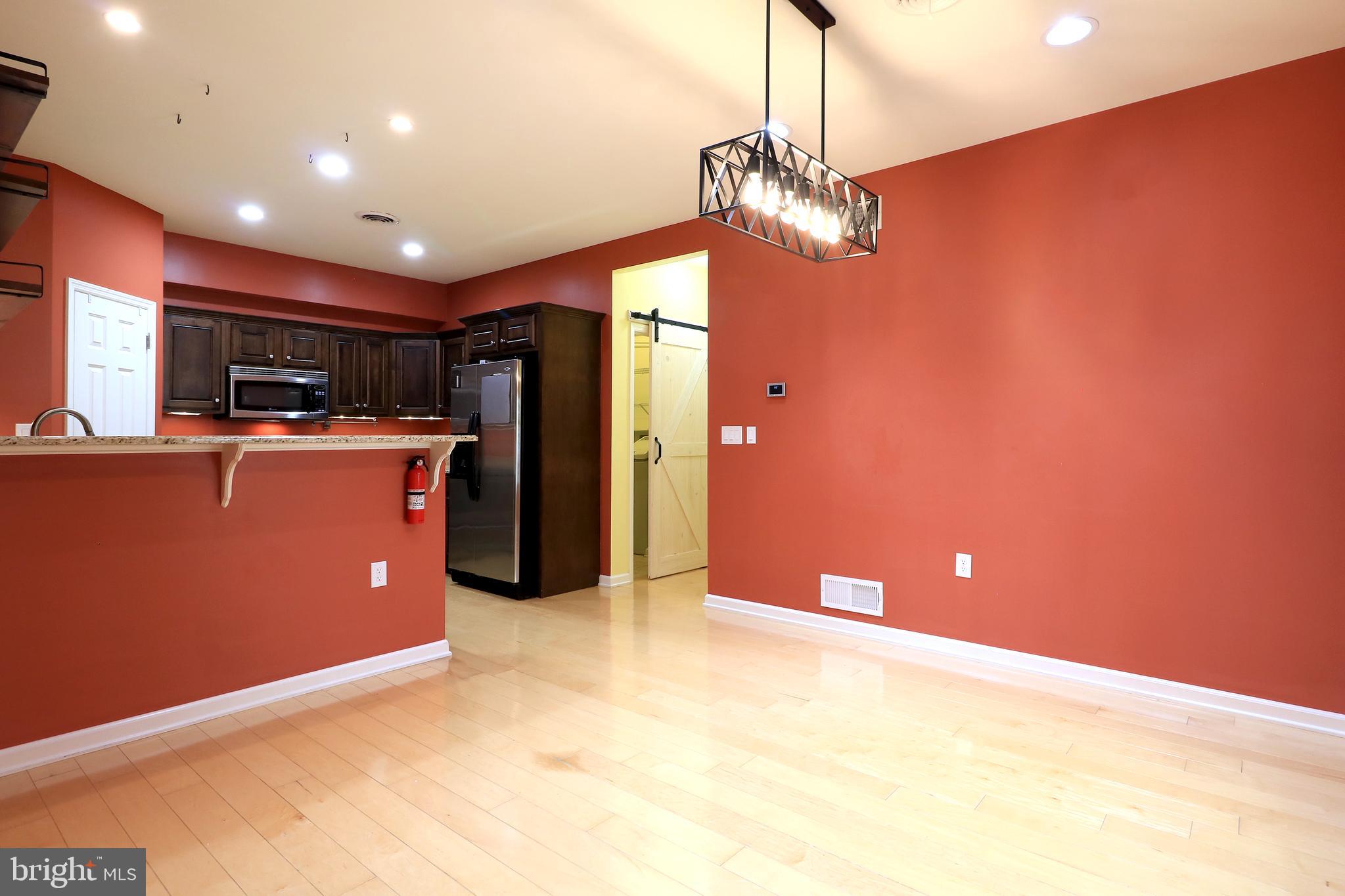 SPRINGFIELD COMMONS - Residential