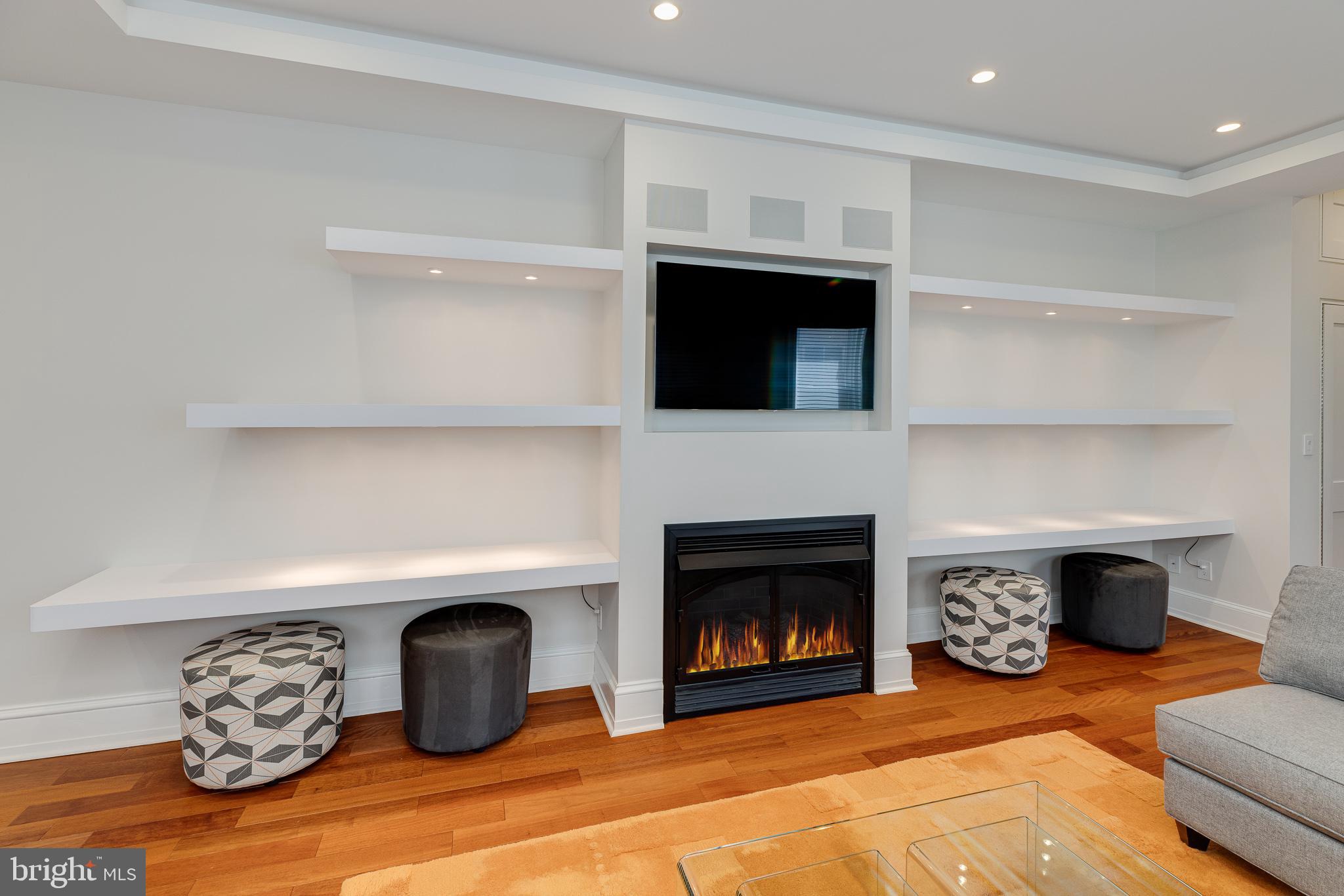ART MUSEUM AREA - Residential