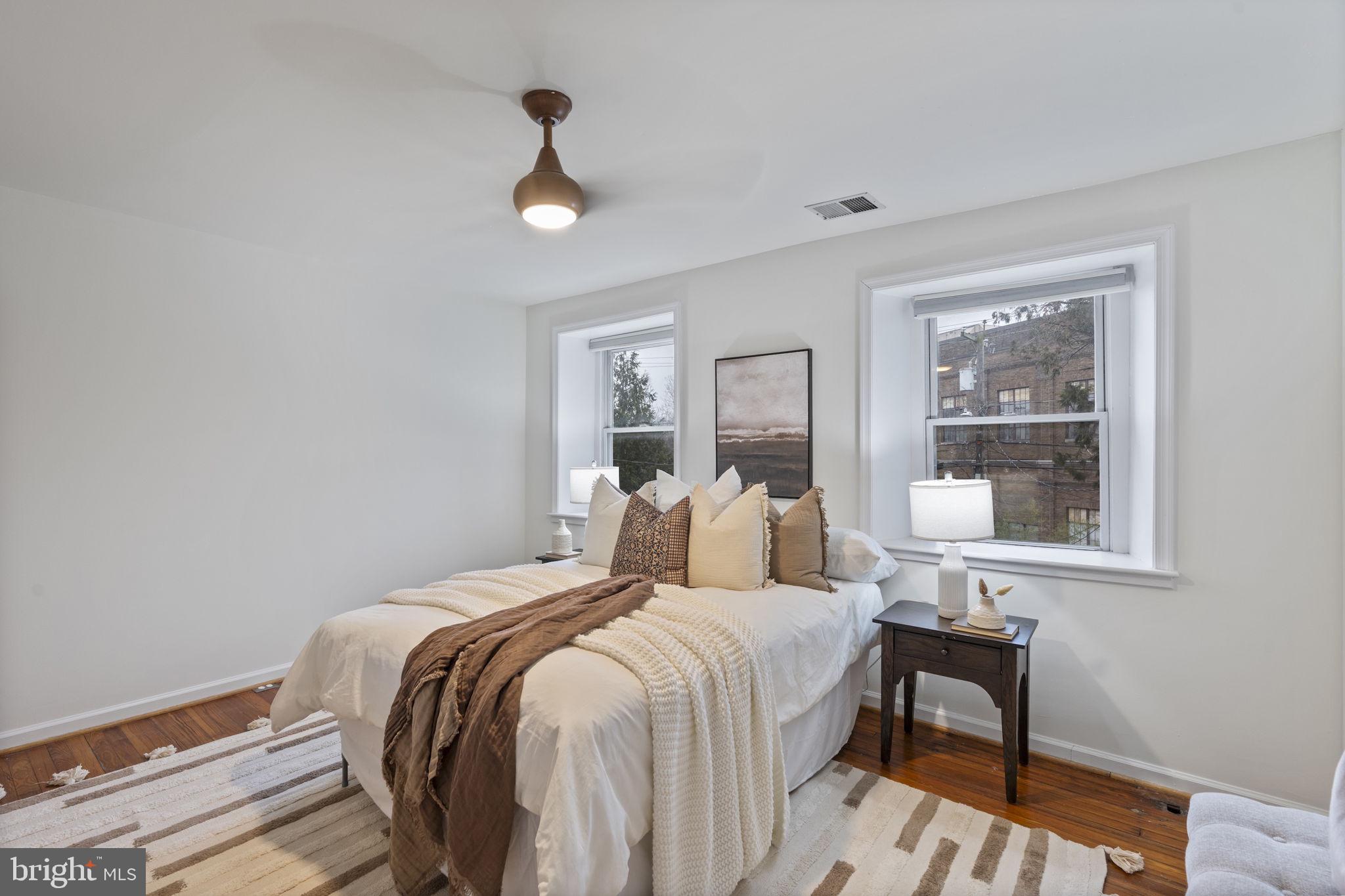 STONE HILL - Residential