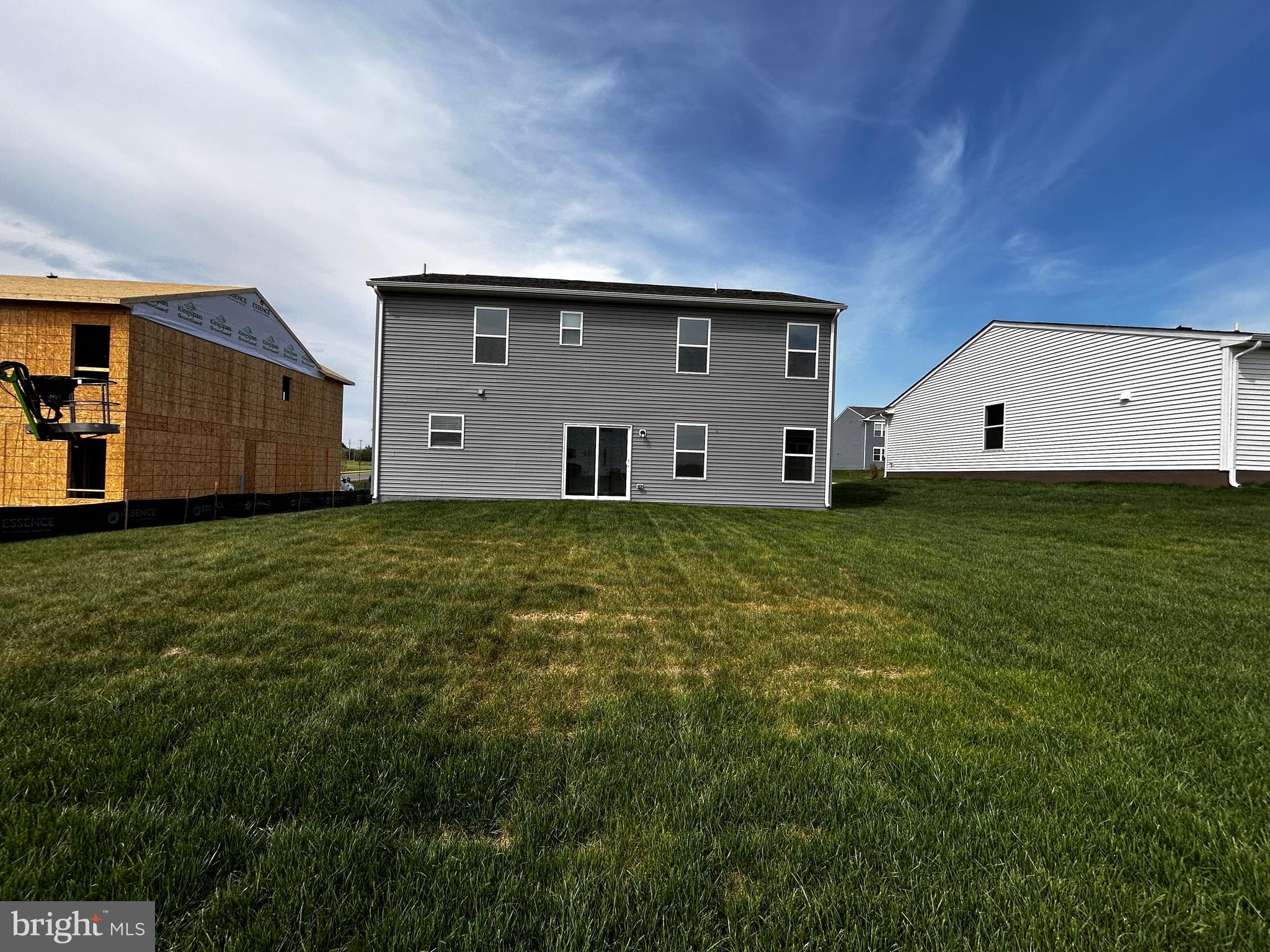STONE SPRING - Residential Lease