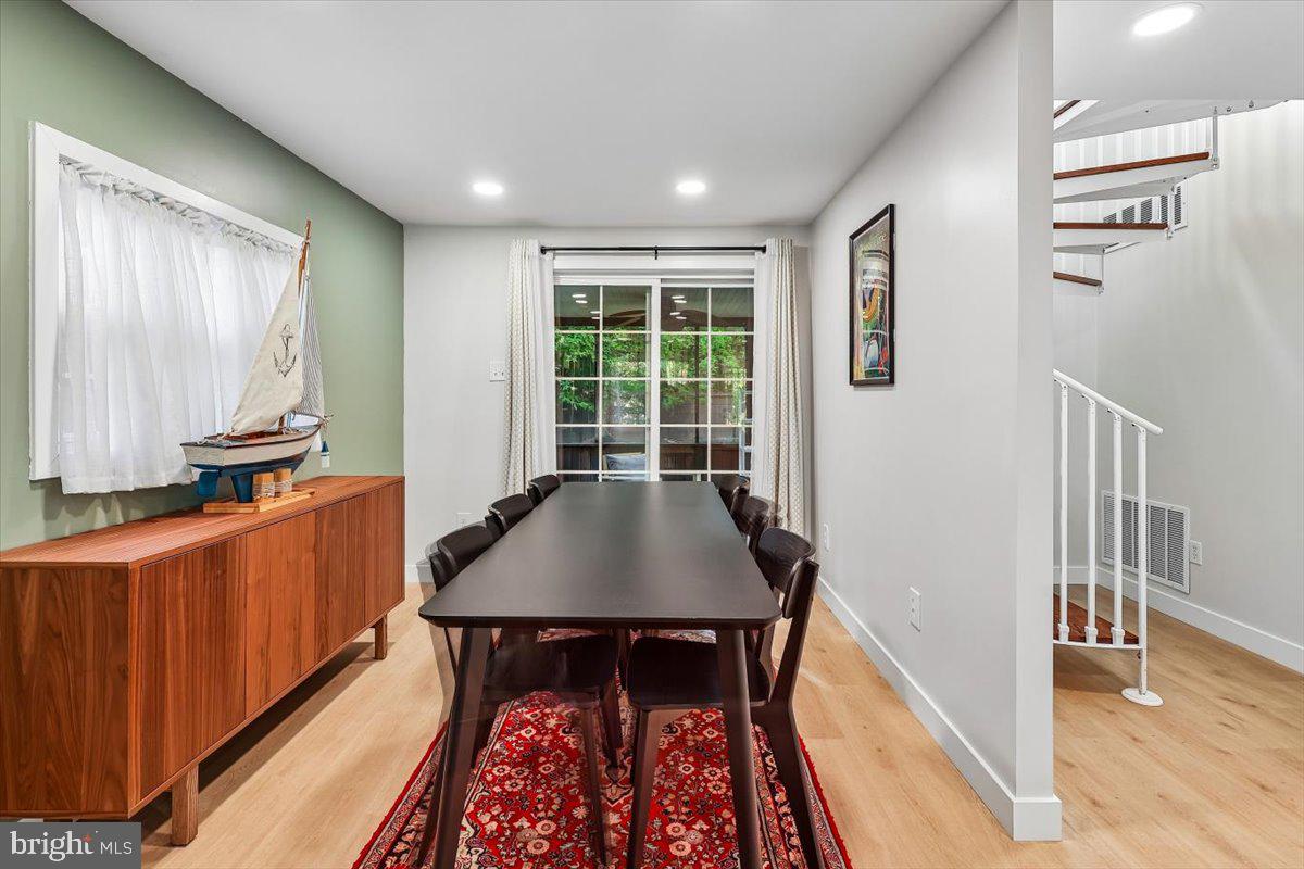 CARROLLTON MANOR - Residential