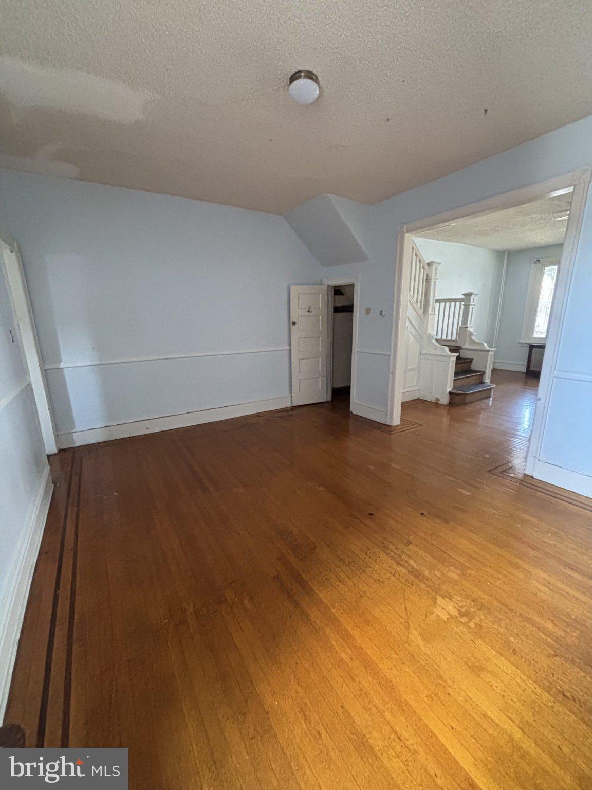 NORTHWOOD - Residential