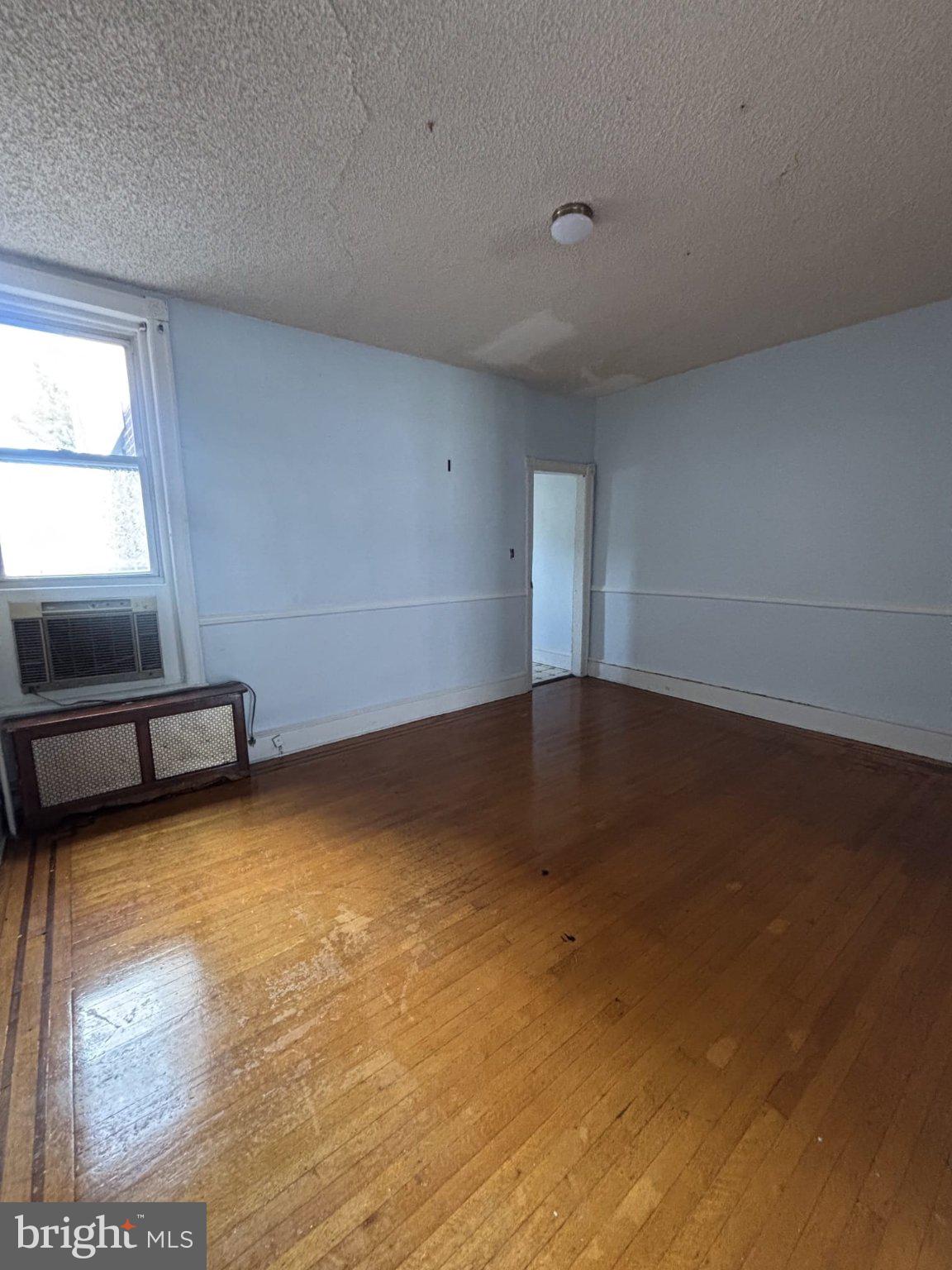 NORTHWOOD - Residential