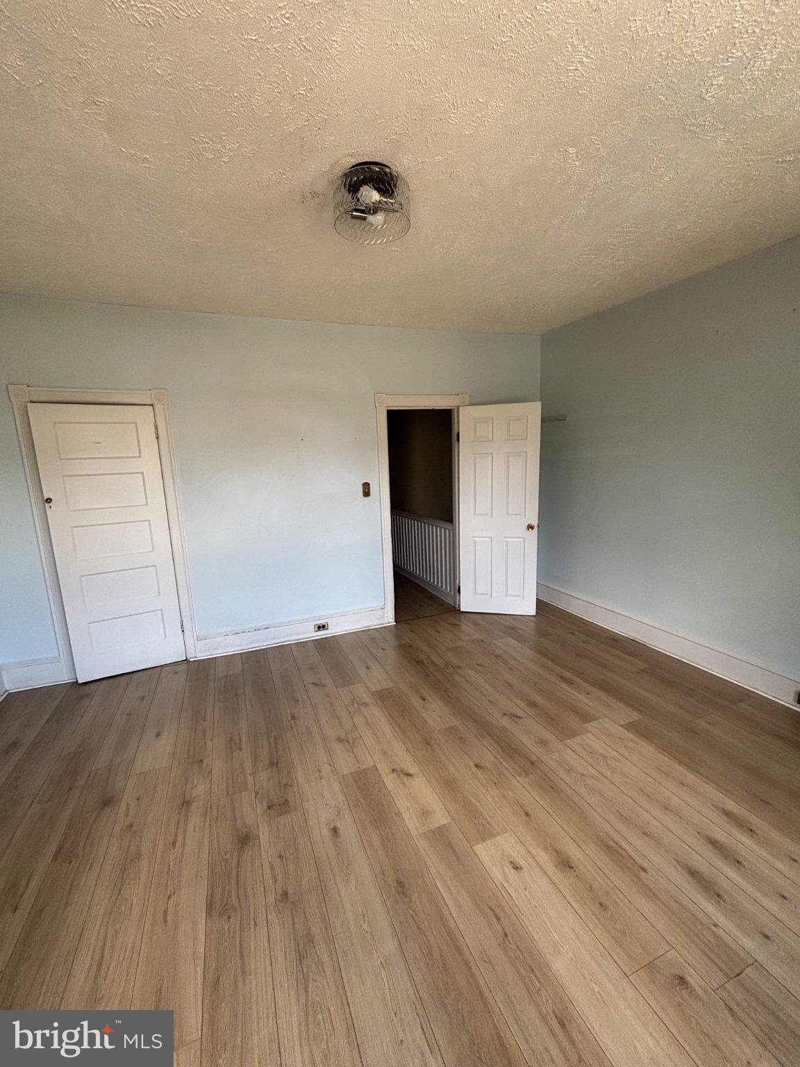 NORTHWOOD - Residential