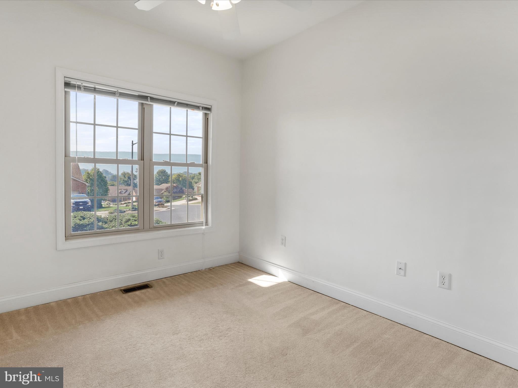 CAMELOT ESTATES - Residential