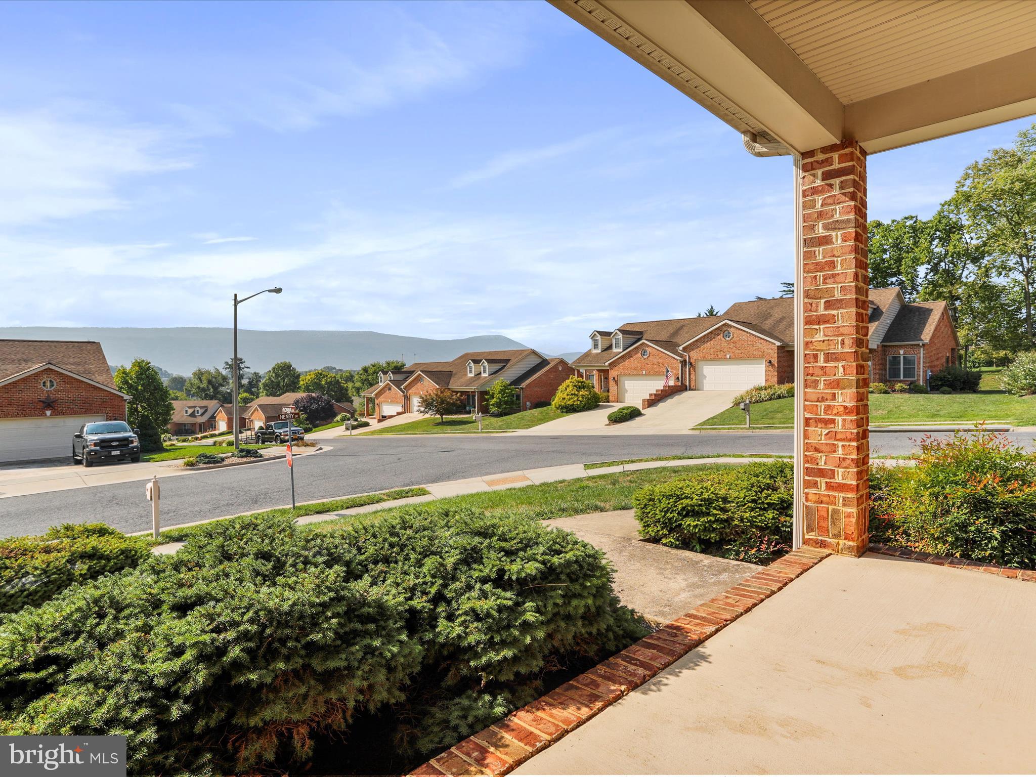 CAMELOT ESTATES - Residential