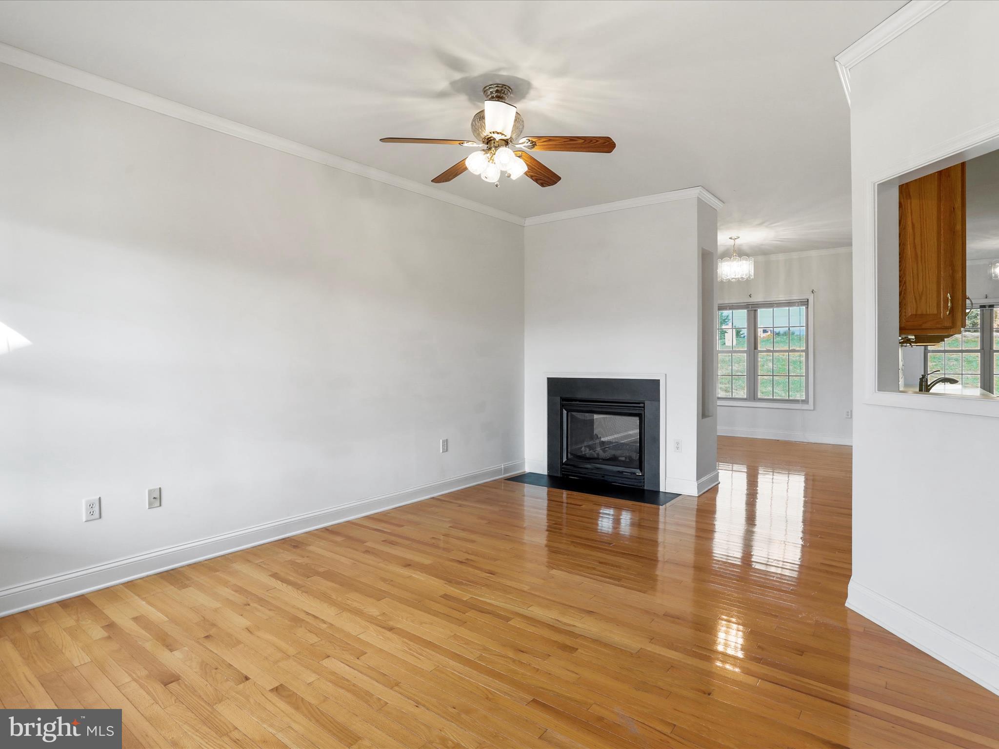 CAMELOT ESTATES - Residential