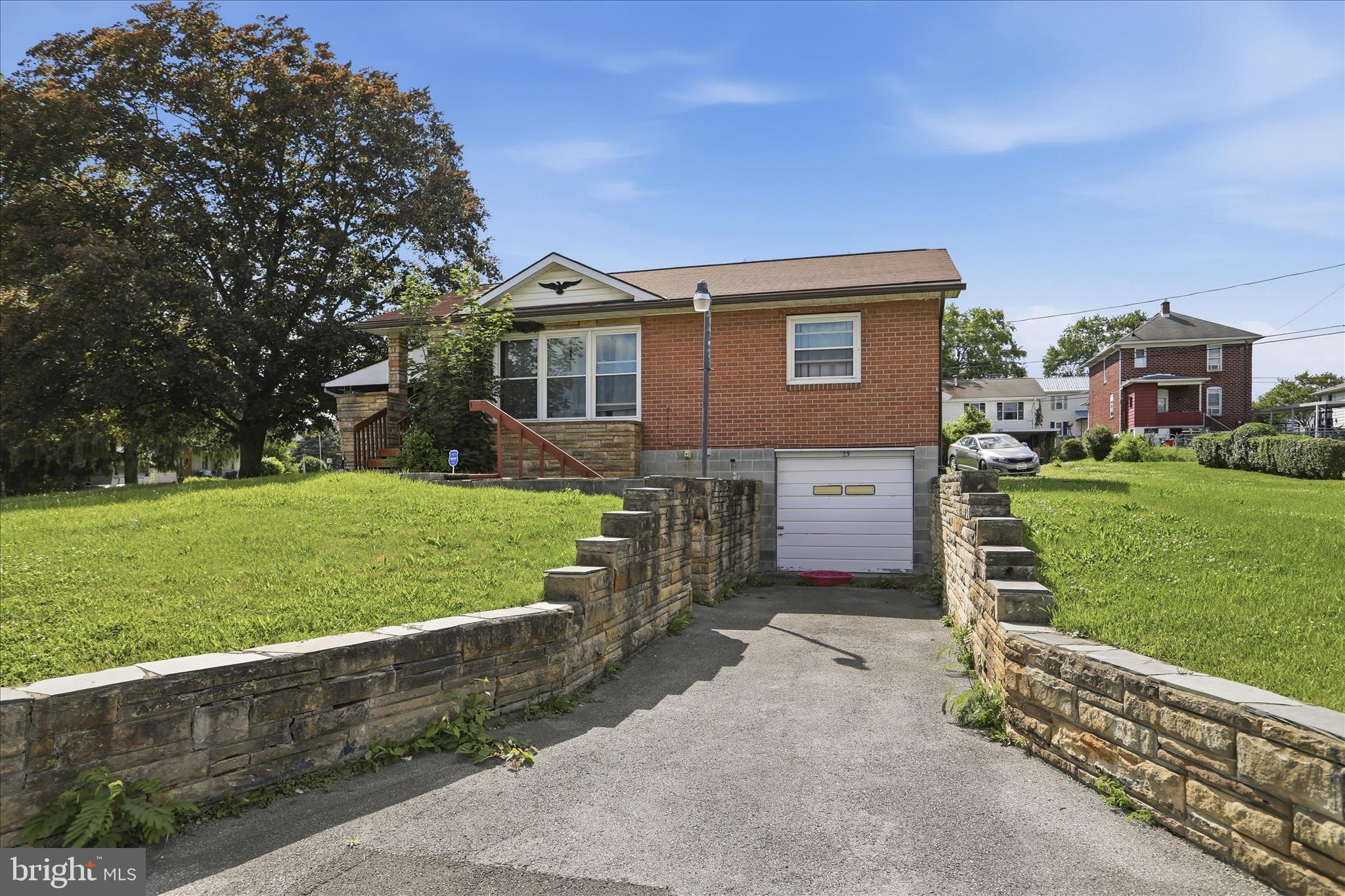 MAPLESIDE - Residential