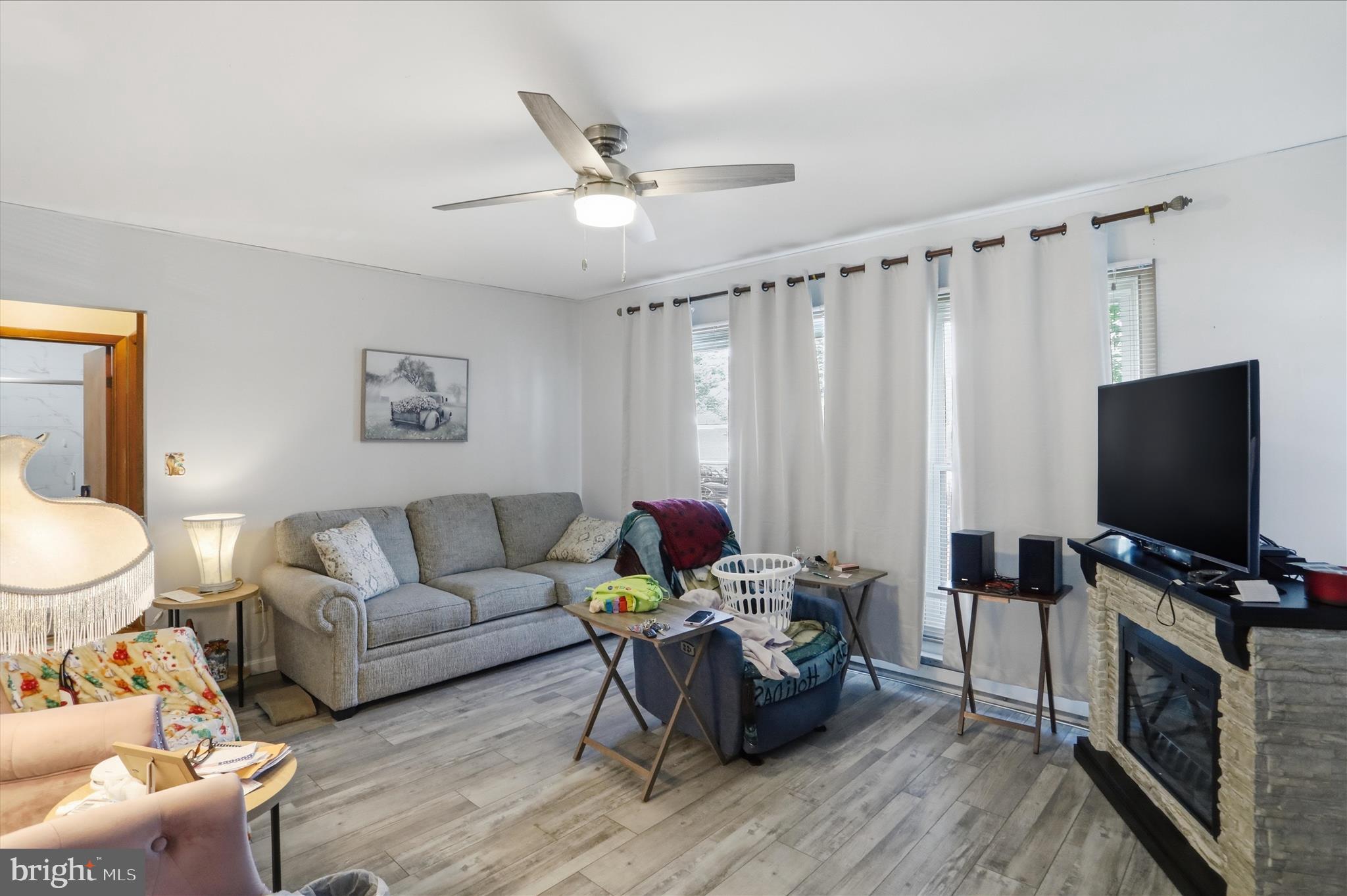 MAPLESIDE - Residential