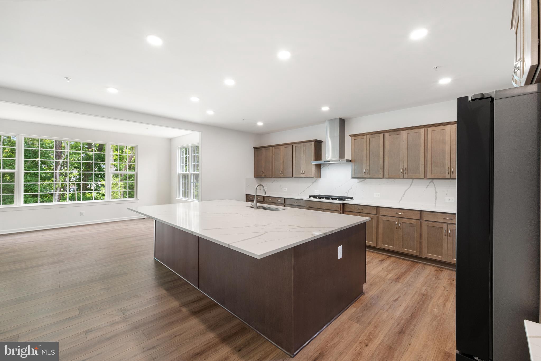 GLENN DALE ESTATES - Residential