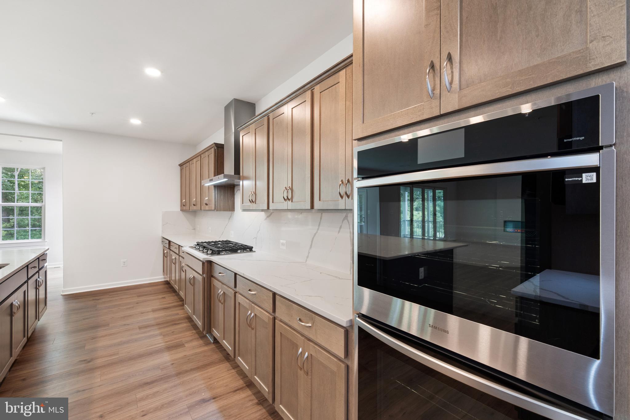 GLENN DALE ESTATES - Residential