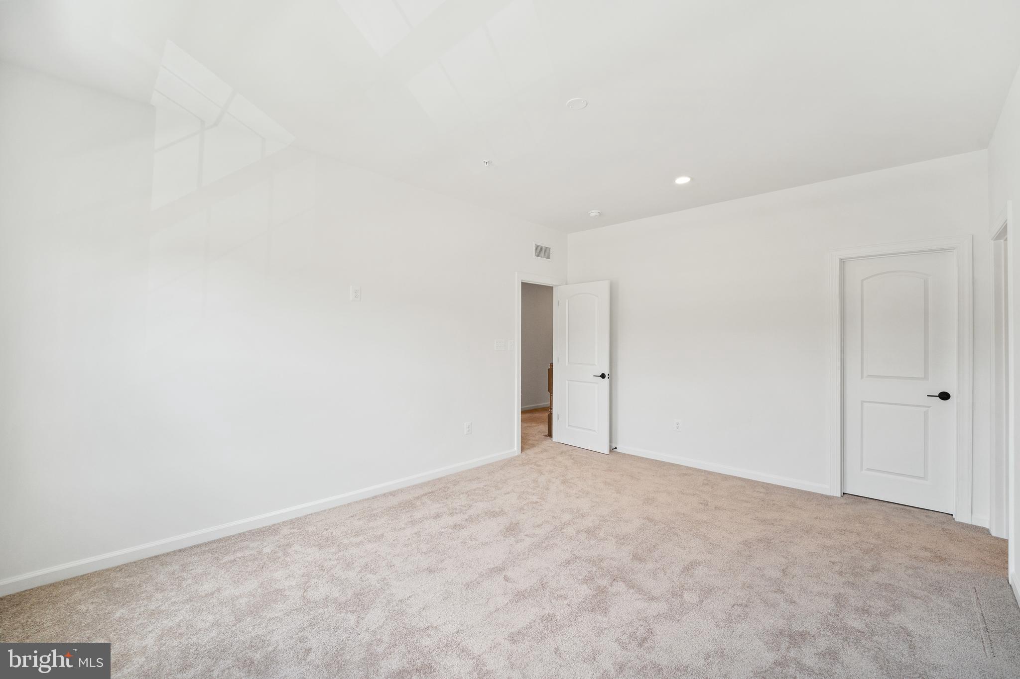 GLENN DALE ESTATES - Residential