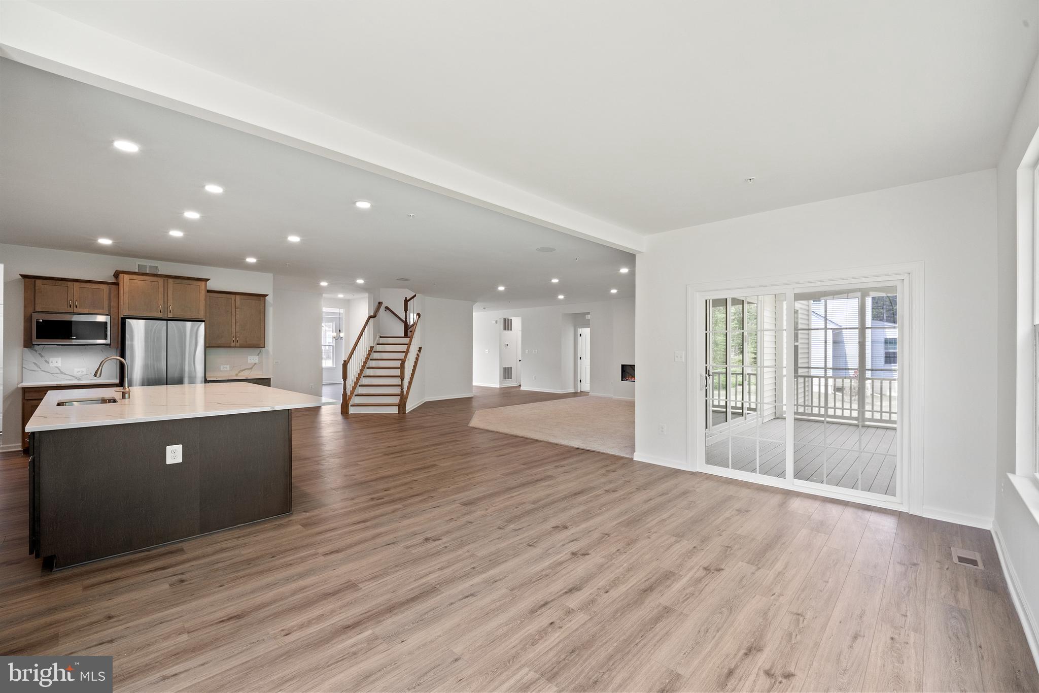 GLENN DALE ESTATES - Residential