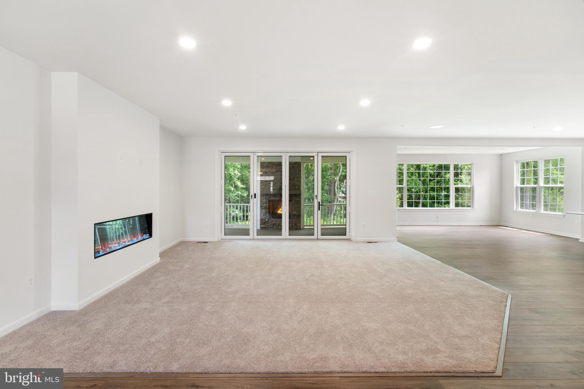 GLENN DALE ESTATES - Residential