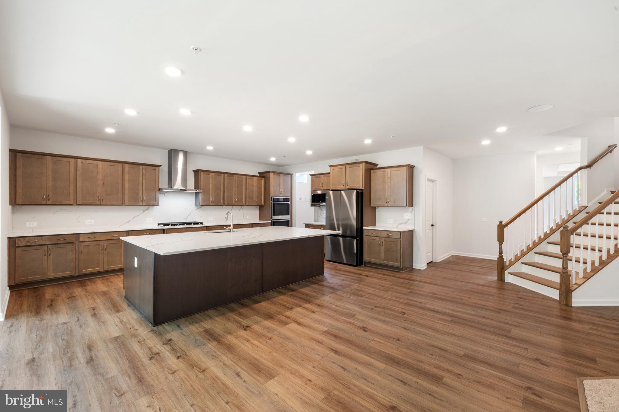 GLENN DALE ESTATES - Residential