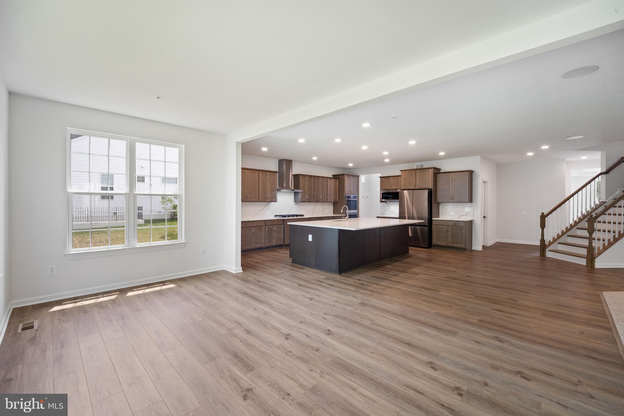 GLENN DALE ESTATES - Residential