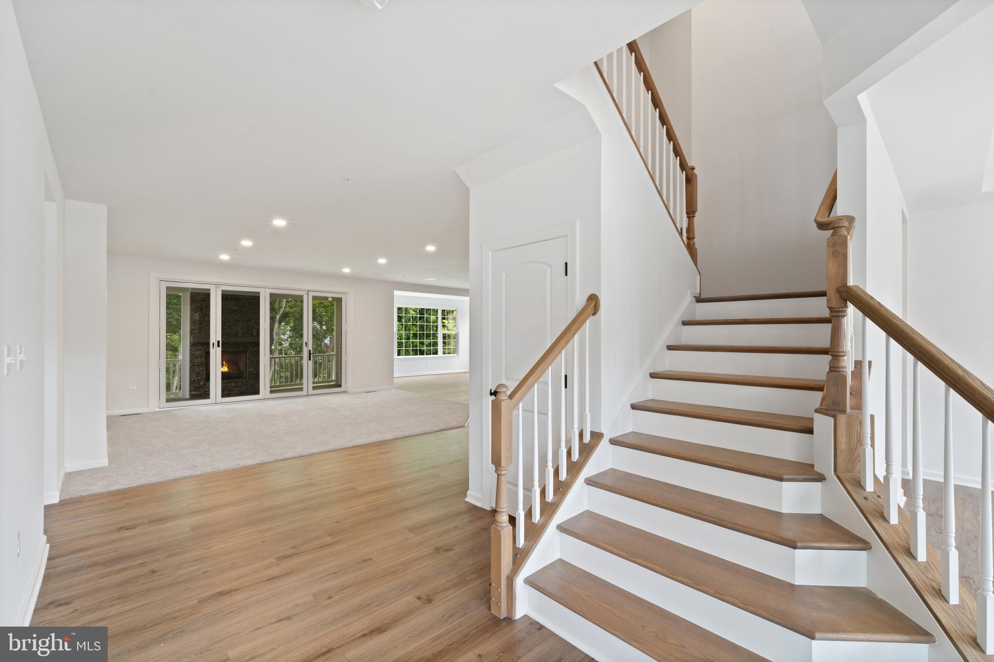 GLENN DALE ESTATES - Residential