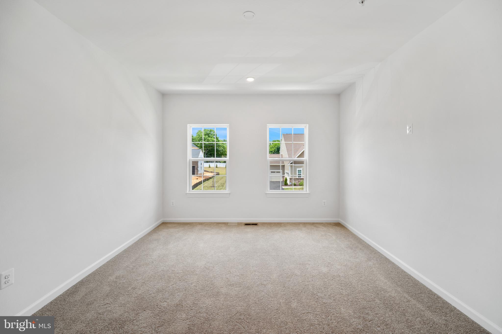 GLENN DALE ESTATES - Residential