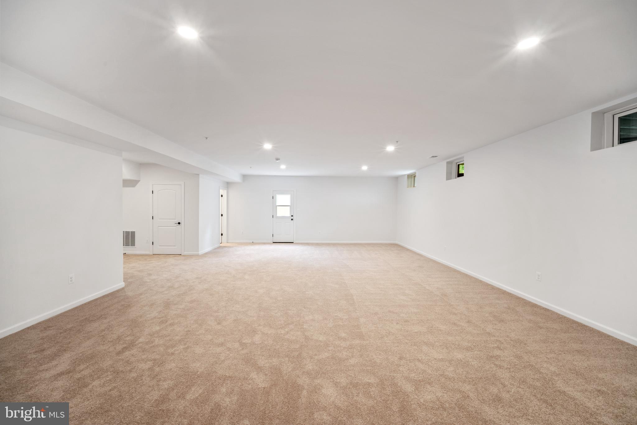 GLENN DALE ESTATES - Residential