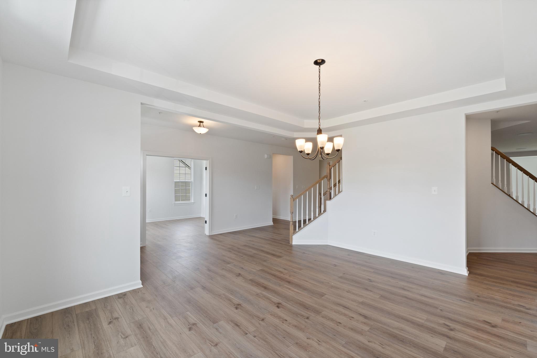 GLENN DALE ESTATES - Residential