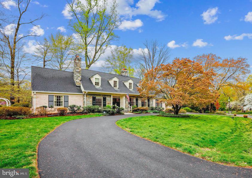 BRADLEY HILLS GROVE - Residential