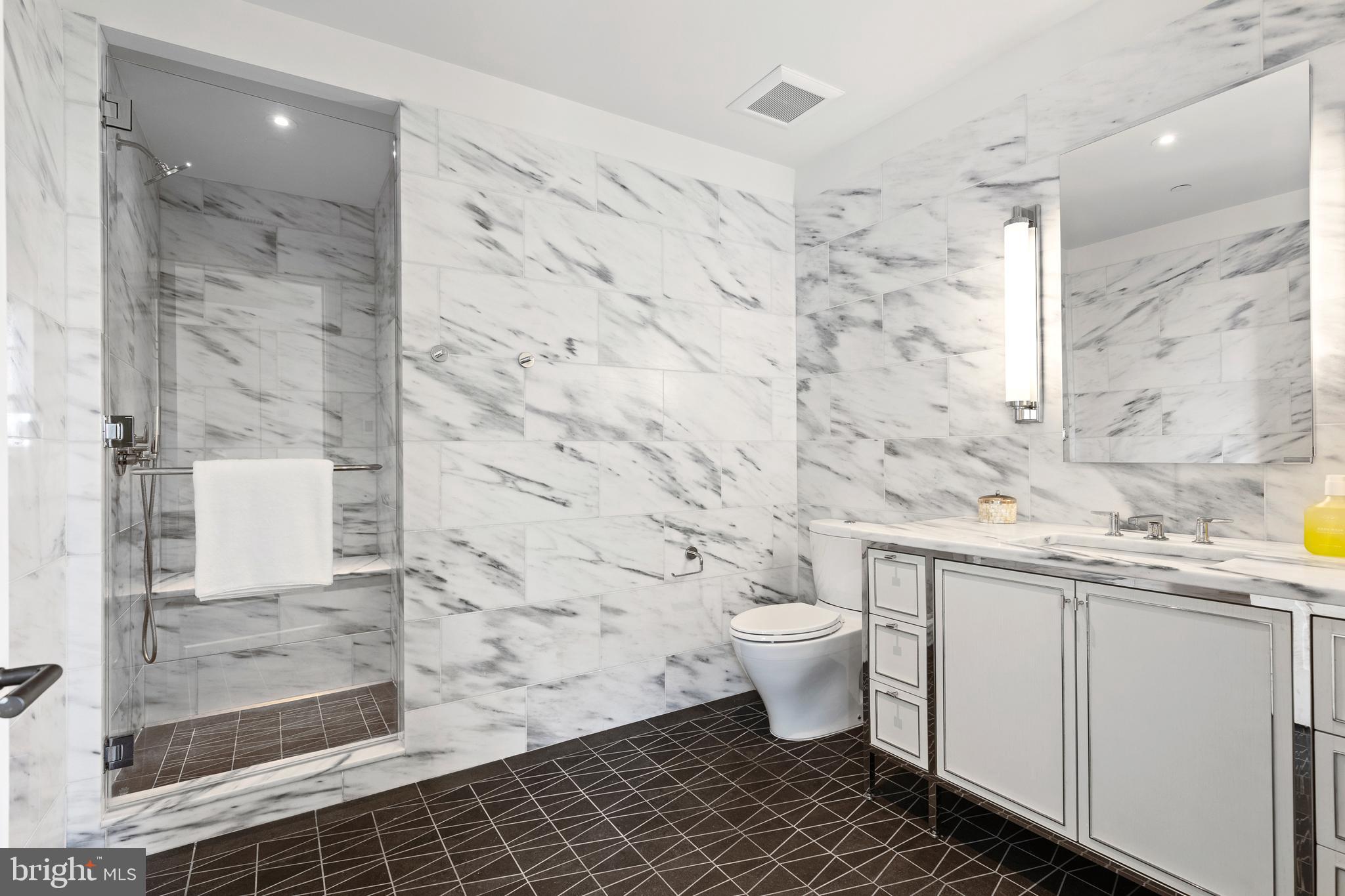 WOODLEY PARK - Residential