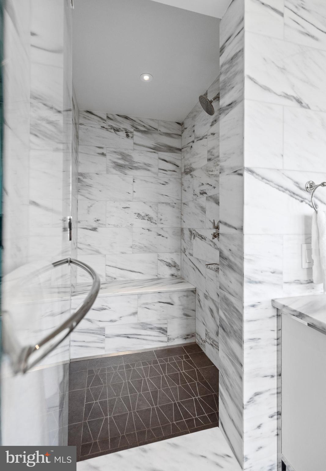 WOODLEY PARK - Residential