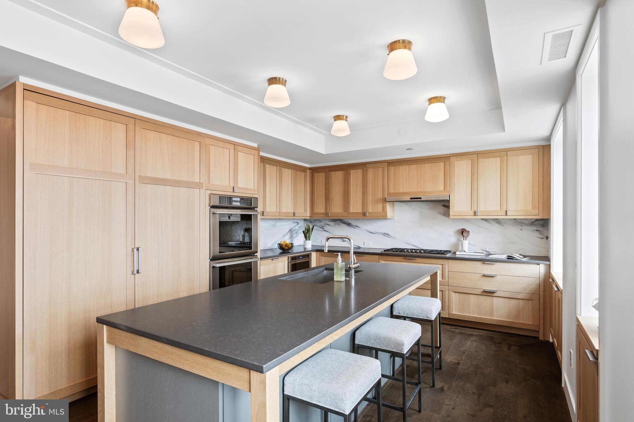 WOODLEY PARK - Residential