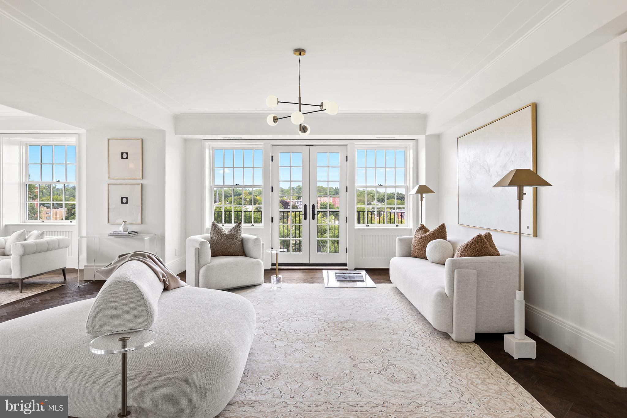WOODLEY PARK - Residential