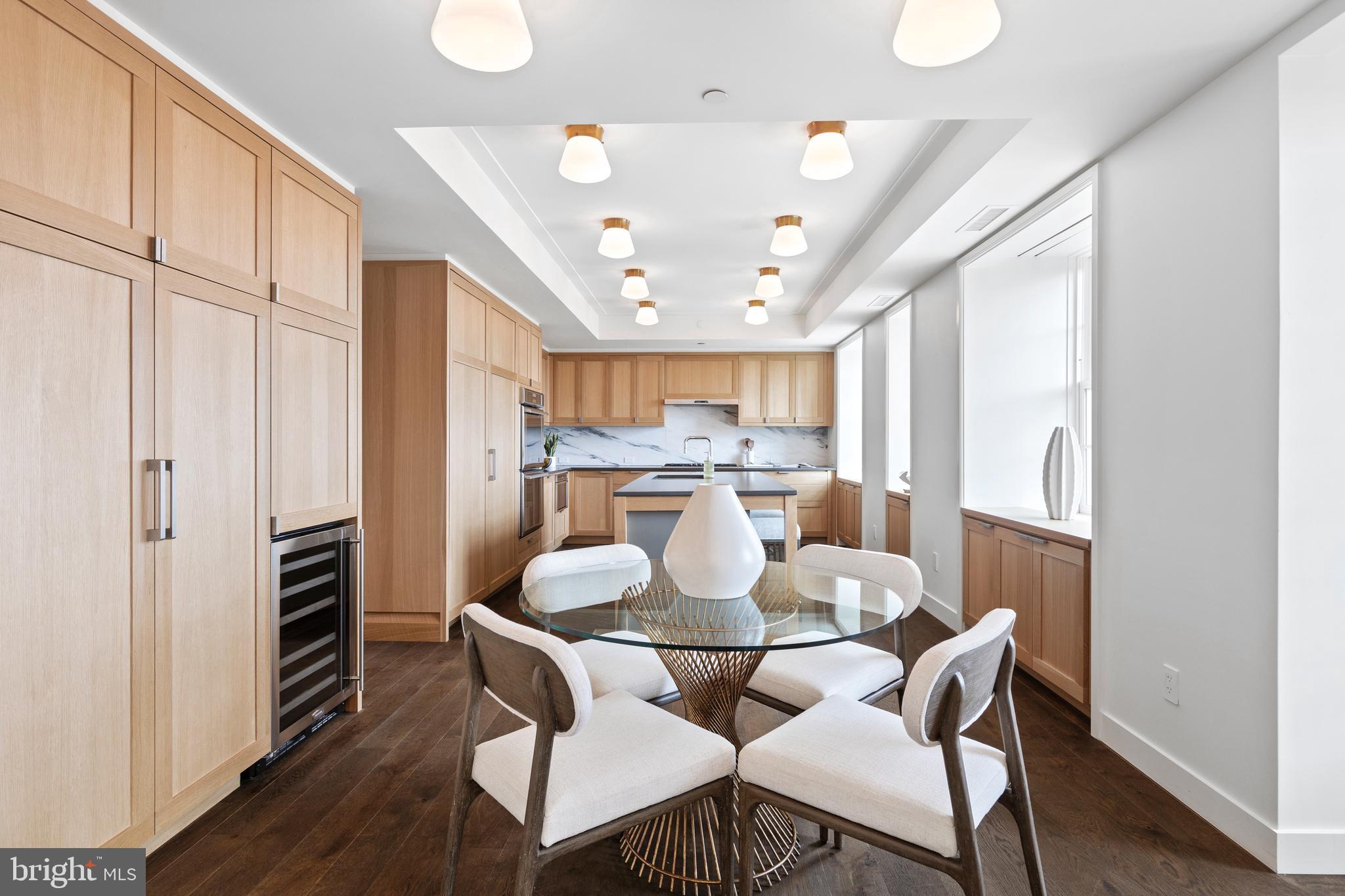 WOODLEY PARK - Residential