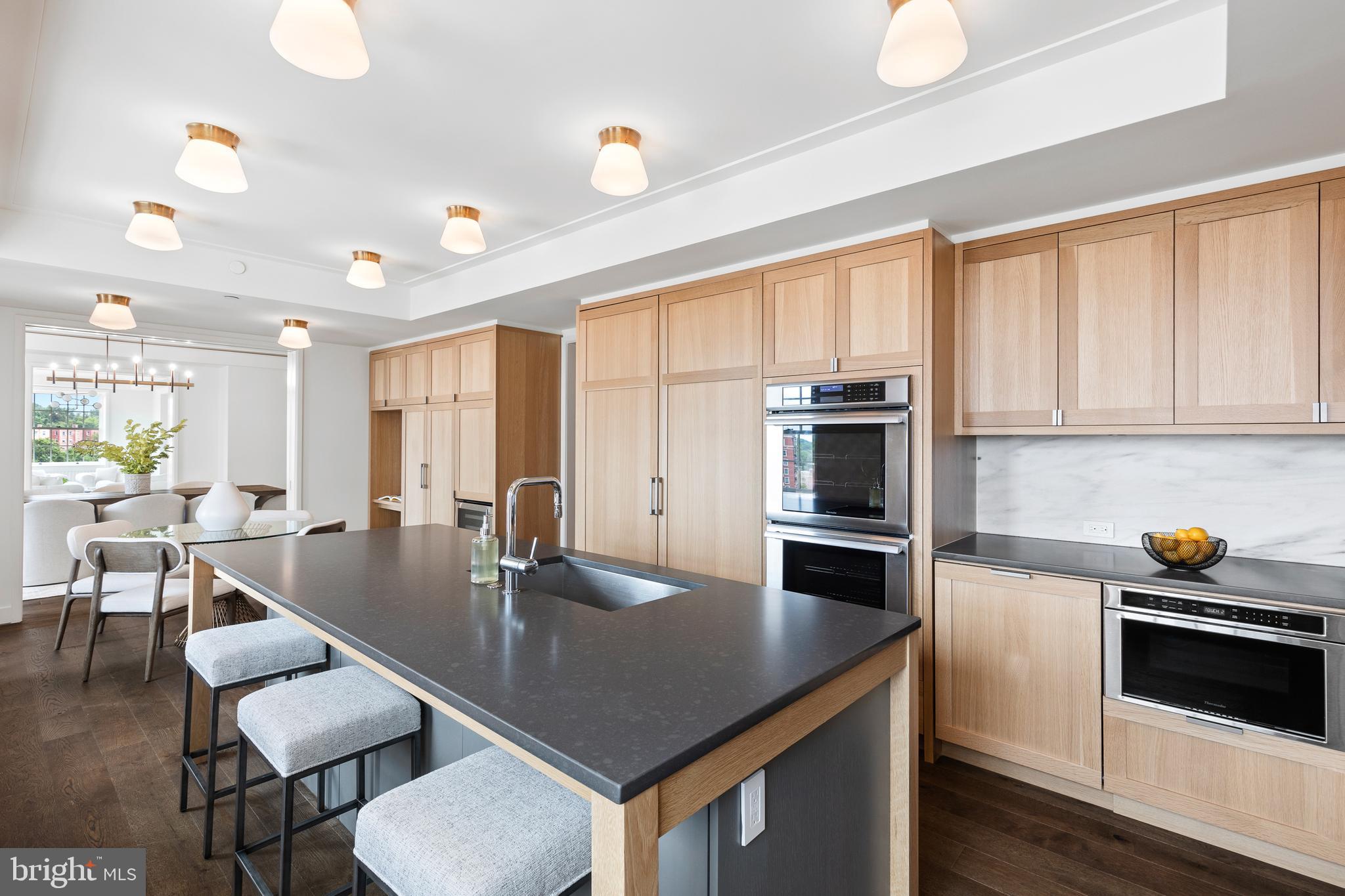 WOODLEY PARK - Residential