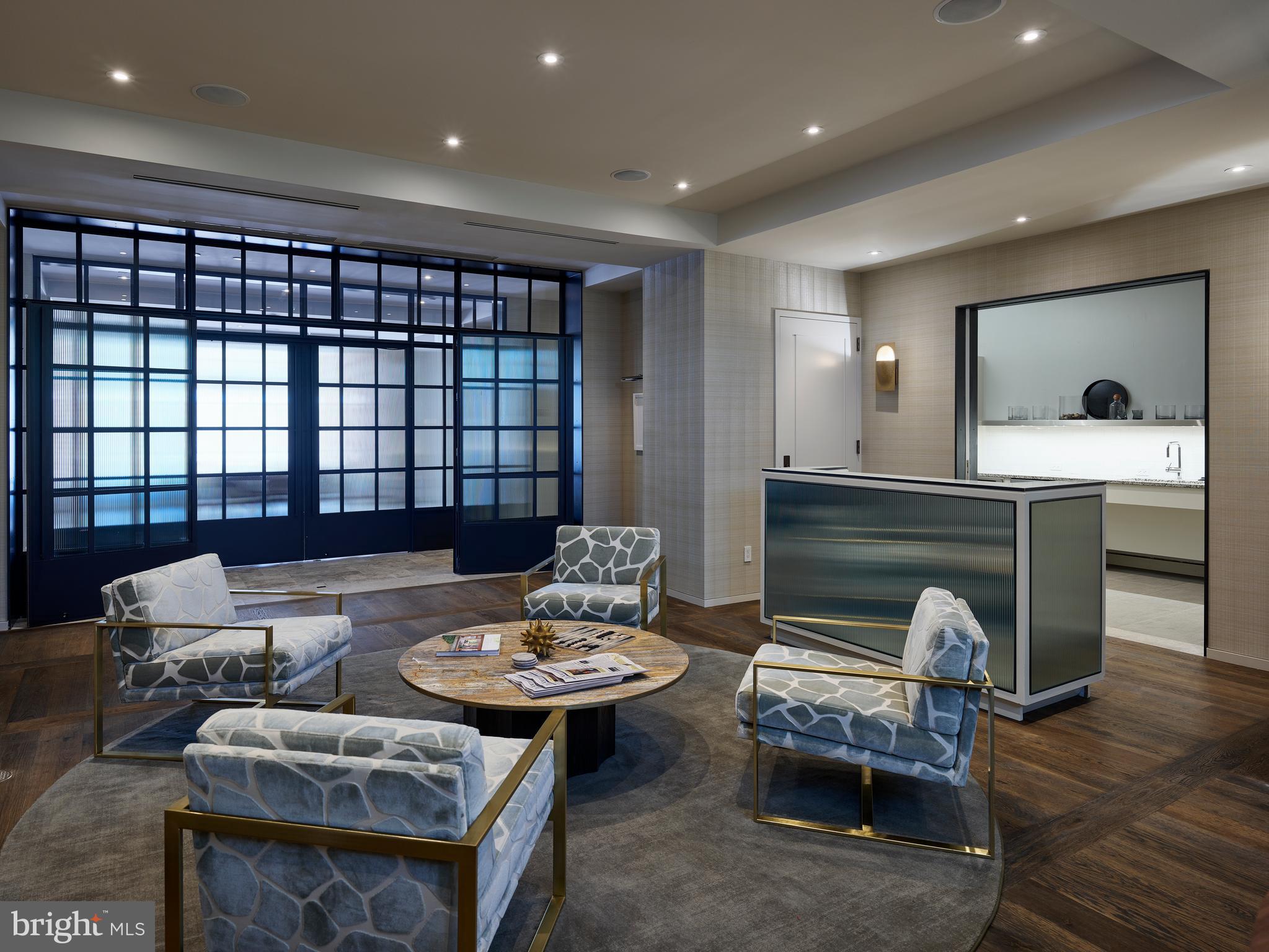 WOODLEY PARK - Residential