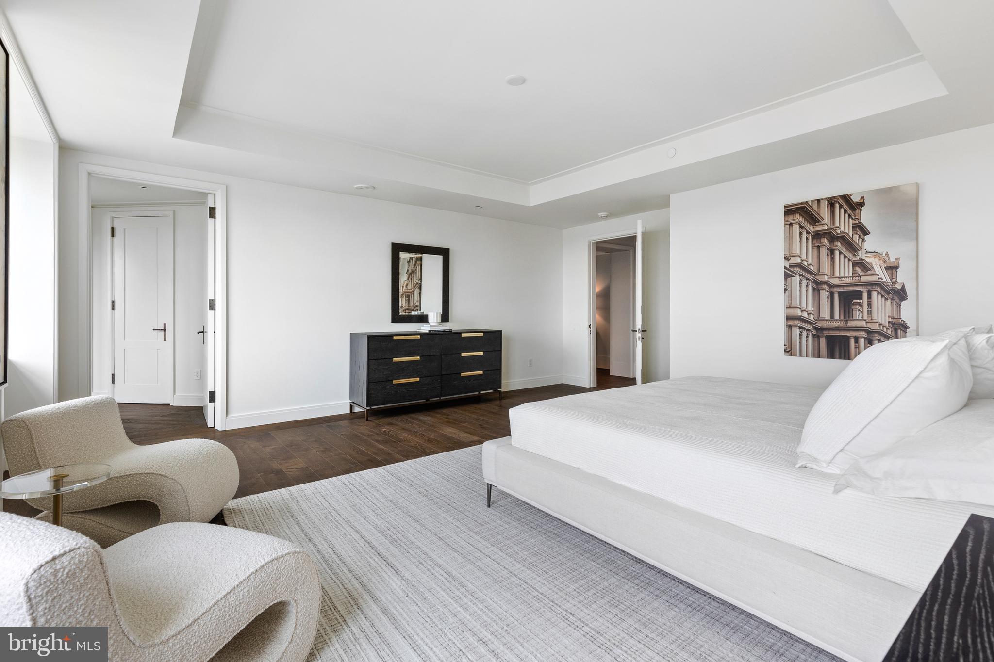 WOODLEY PARK - Residential