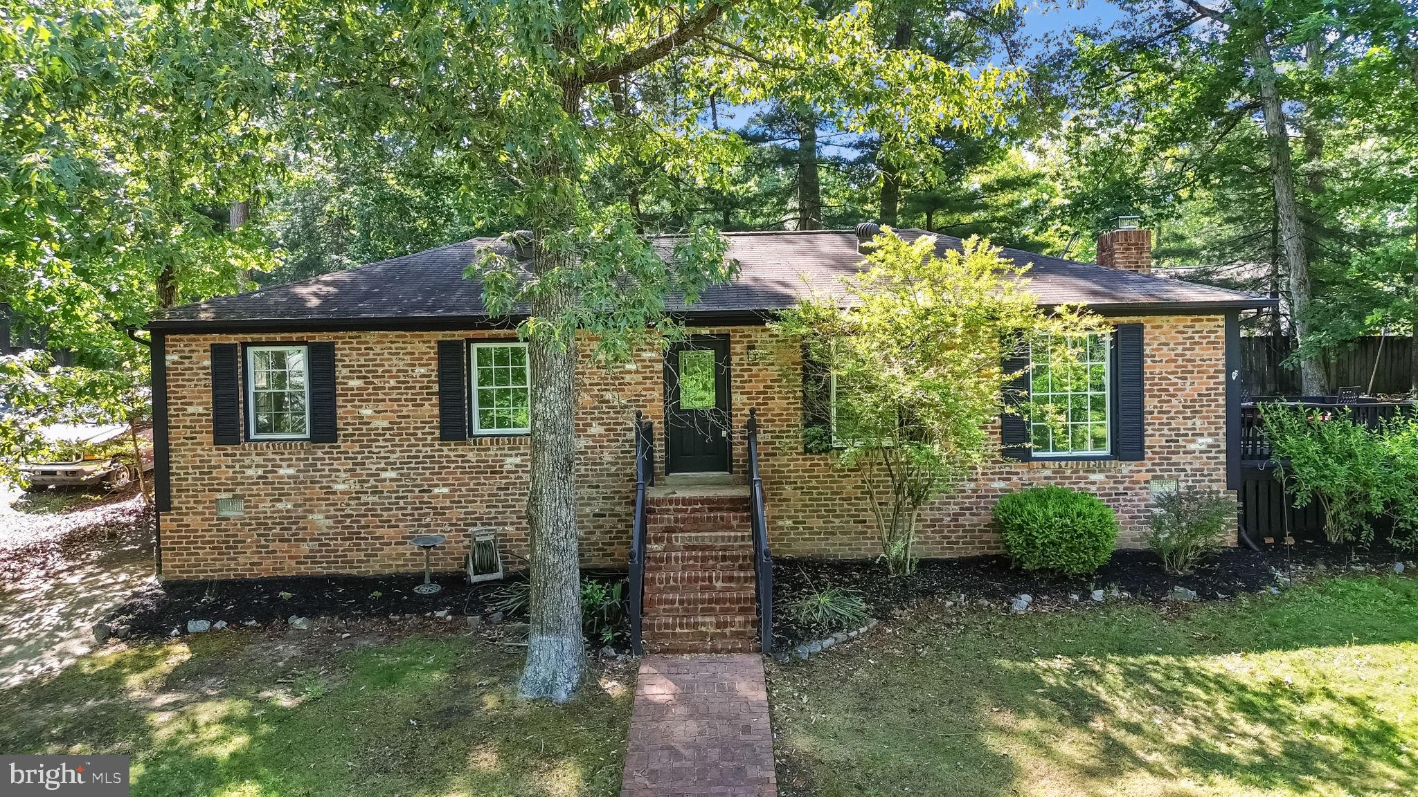 LAKE CAROLINE - Residential