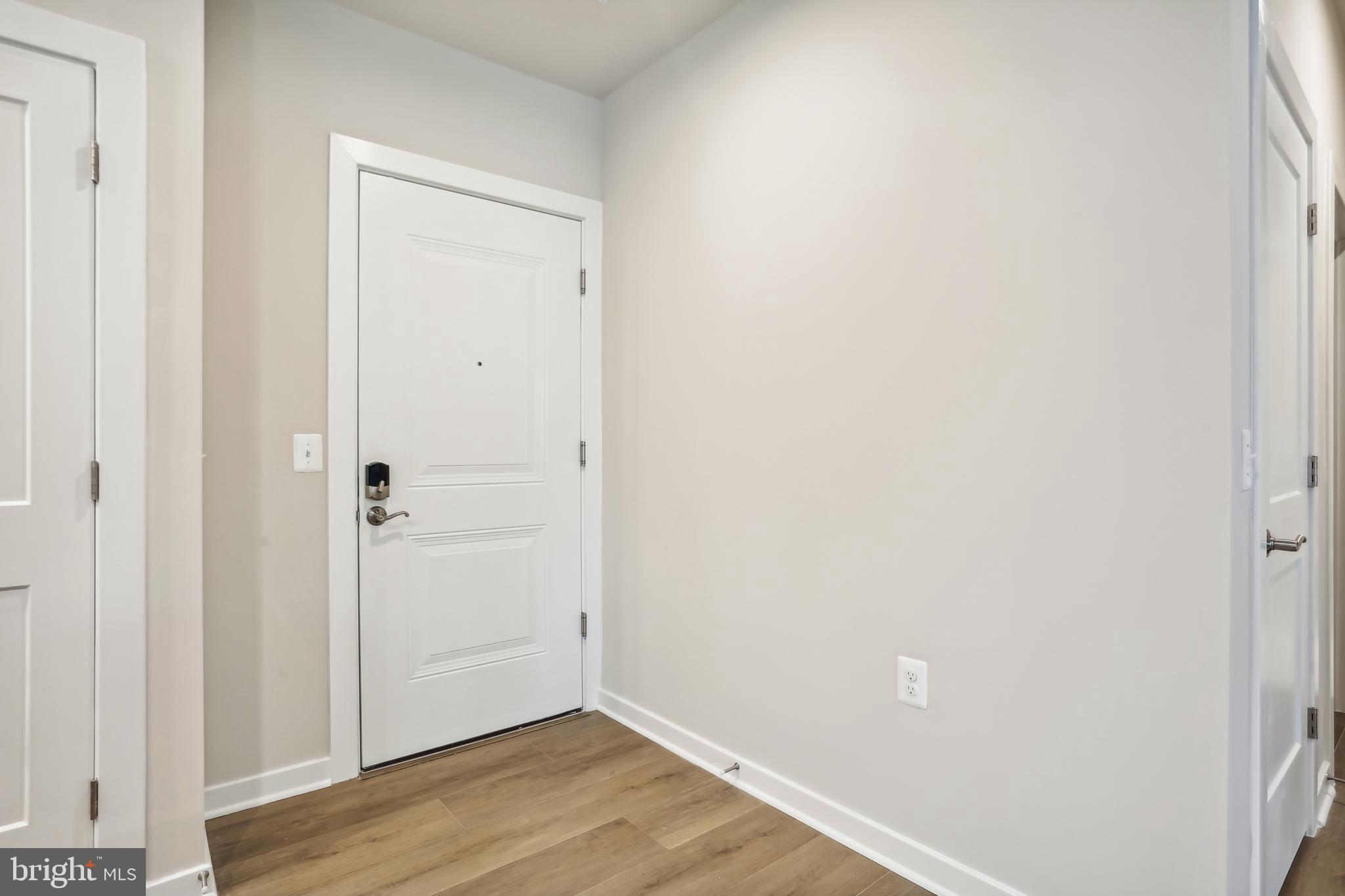 TALL OAKS - Residential Lease
