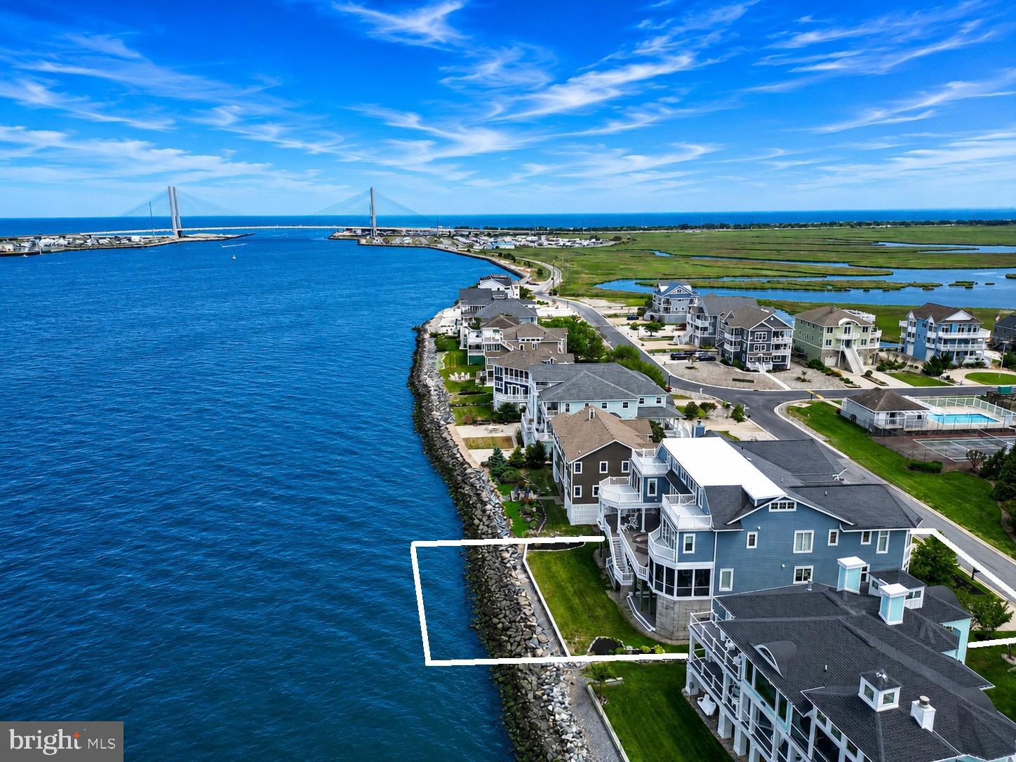 SOUTH SHORES - Residential