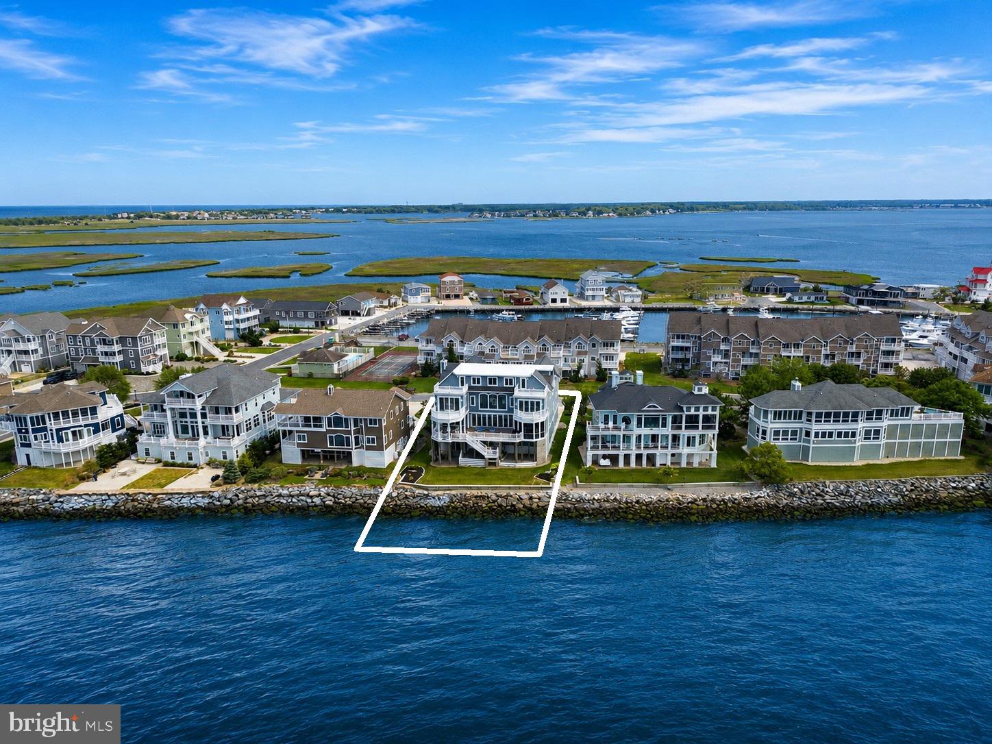 SOUTH SHORES - Residential