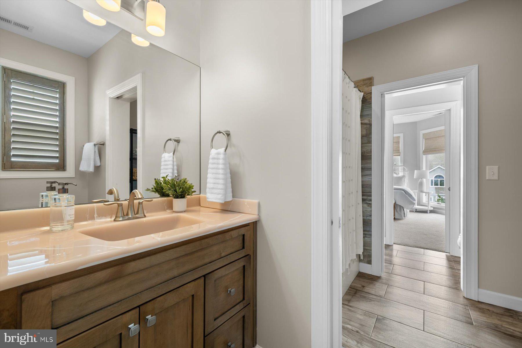 SOUTH SHORES - Residential