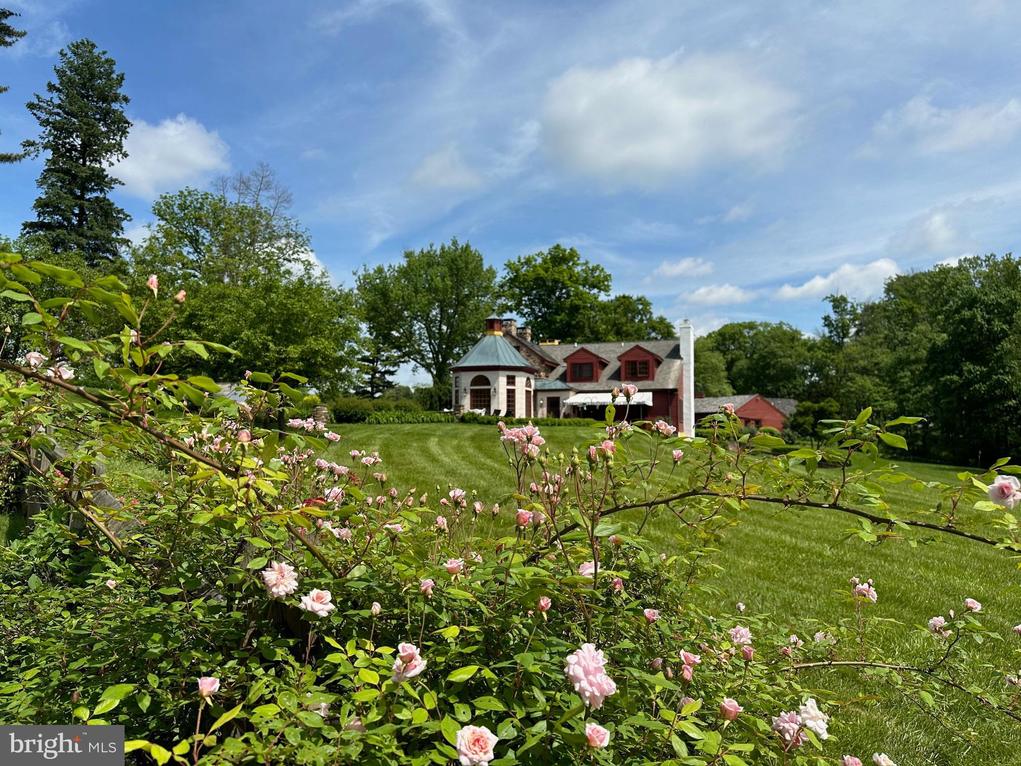 RADNOR HUNT - Residential