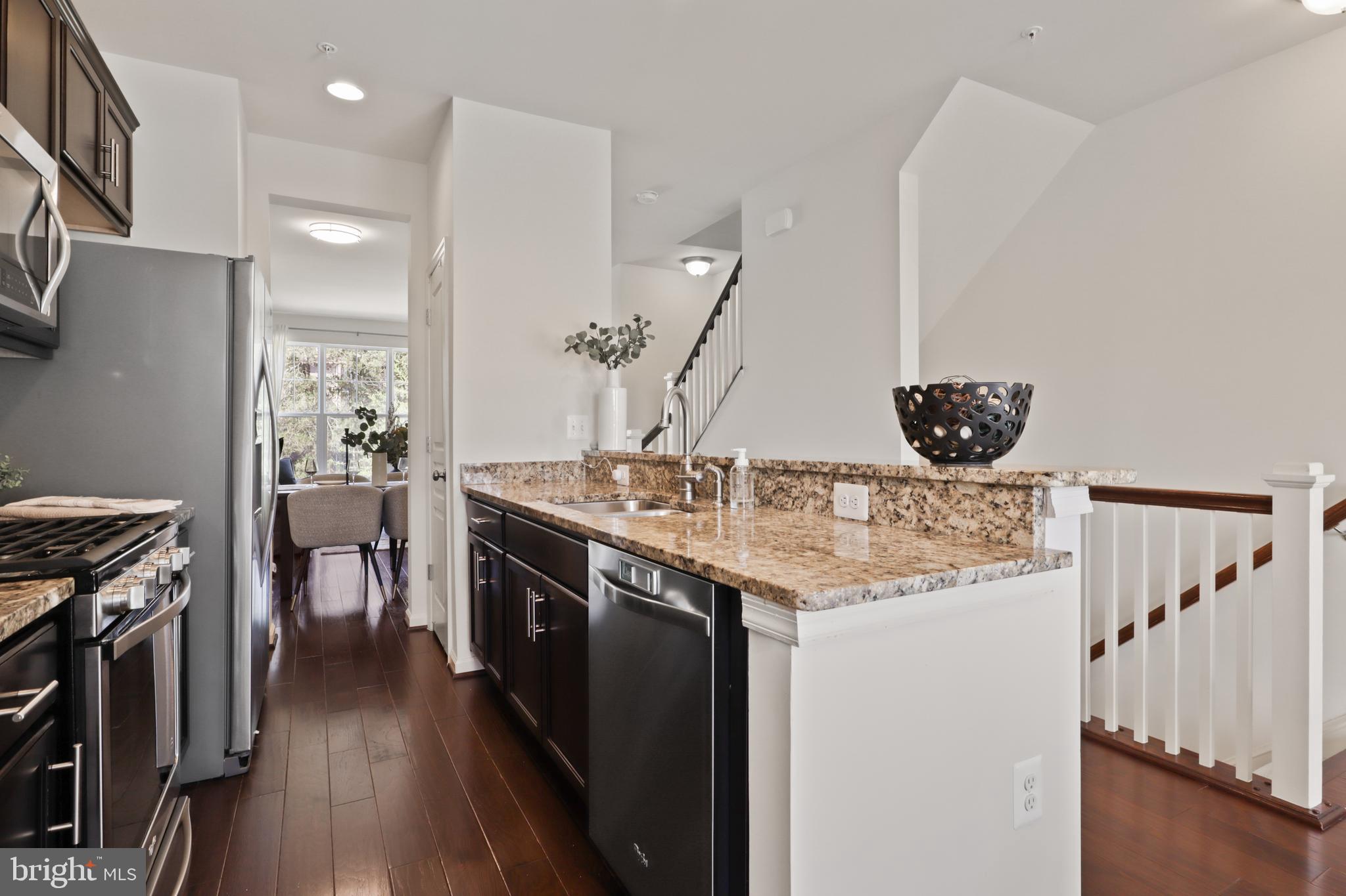 POTOMAC CREST - Residential