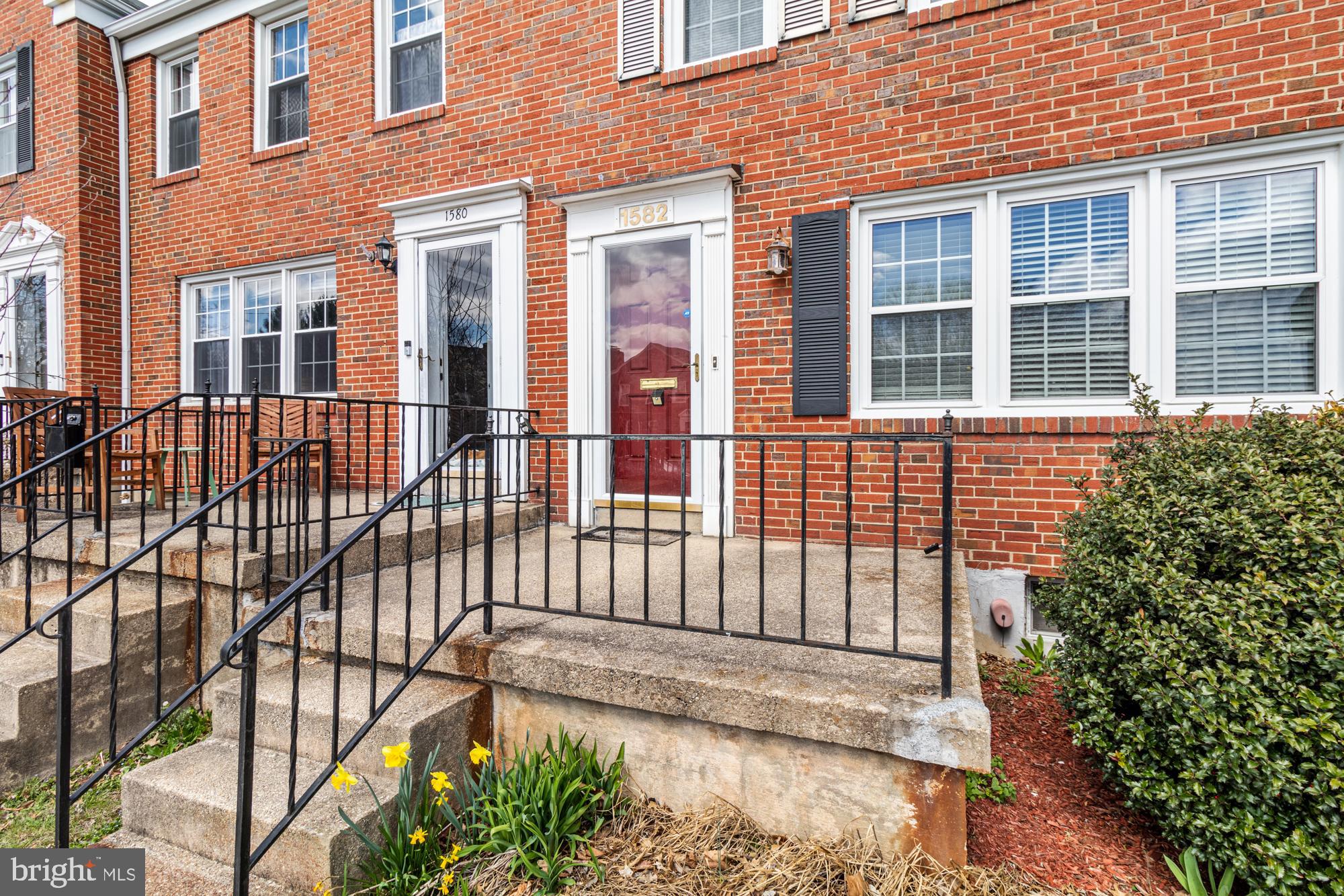 LOCH RAVEN MANOR - Residential