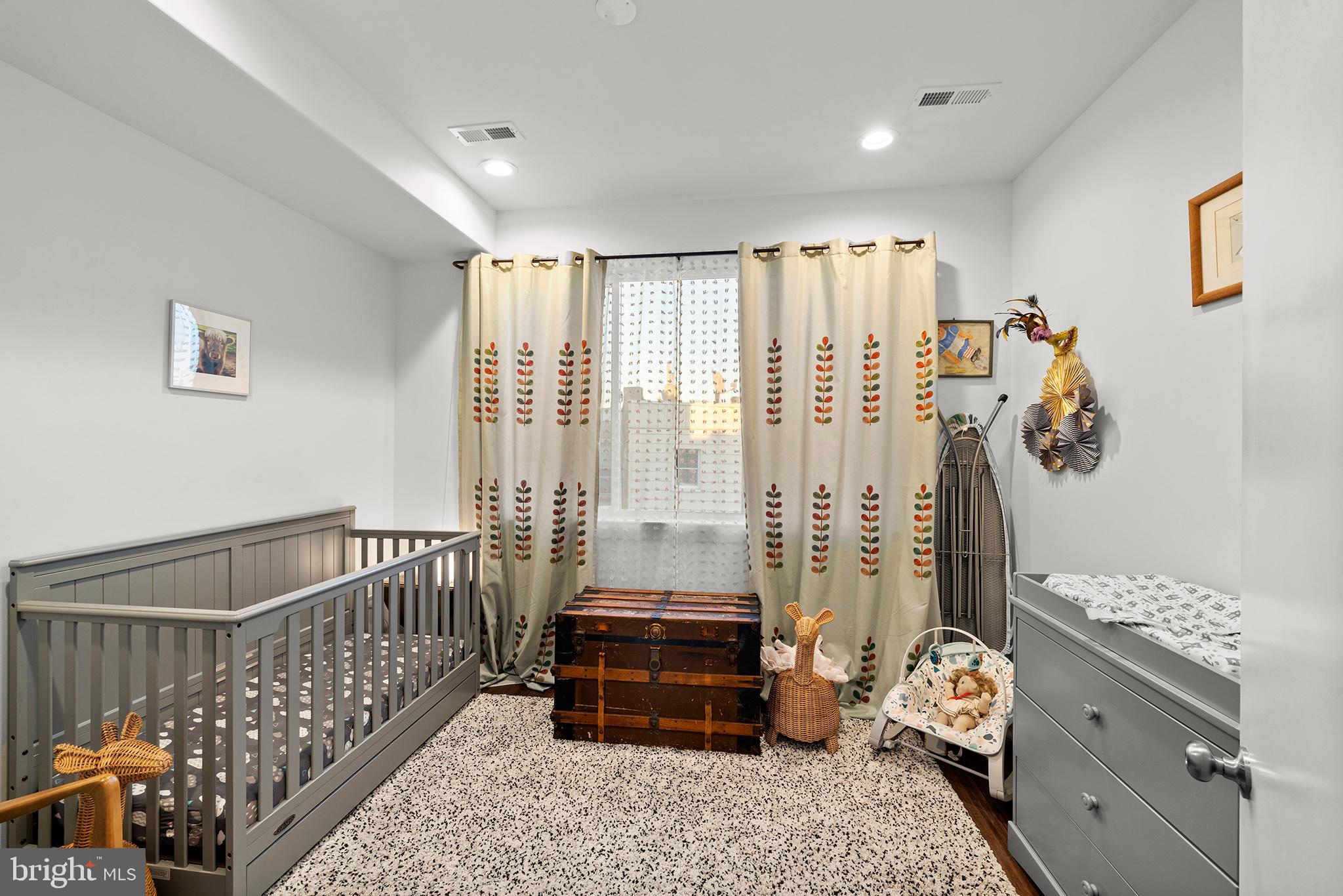 GRAYS FERRY - Residential Lease