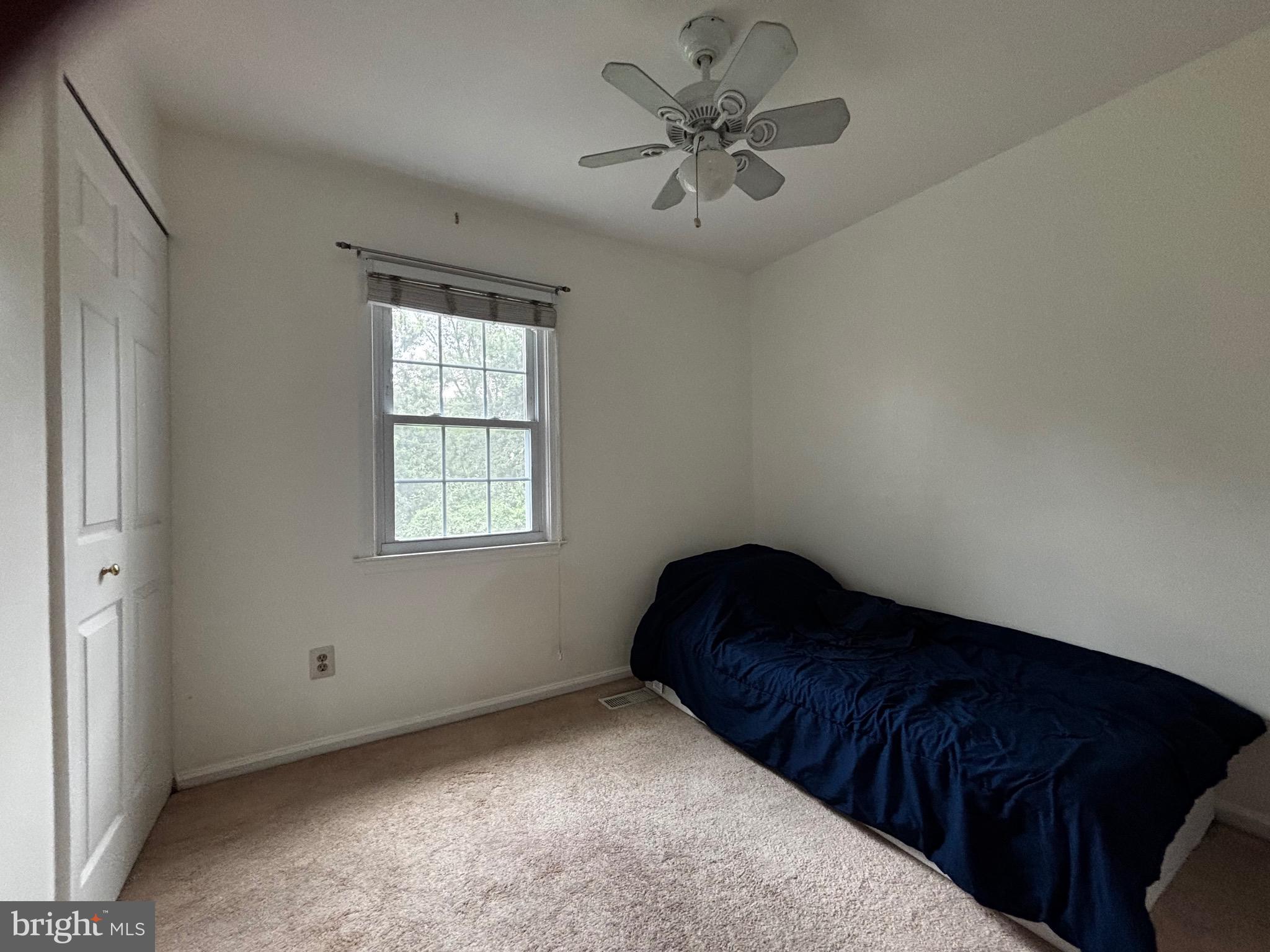DUNN LORING - Residential